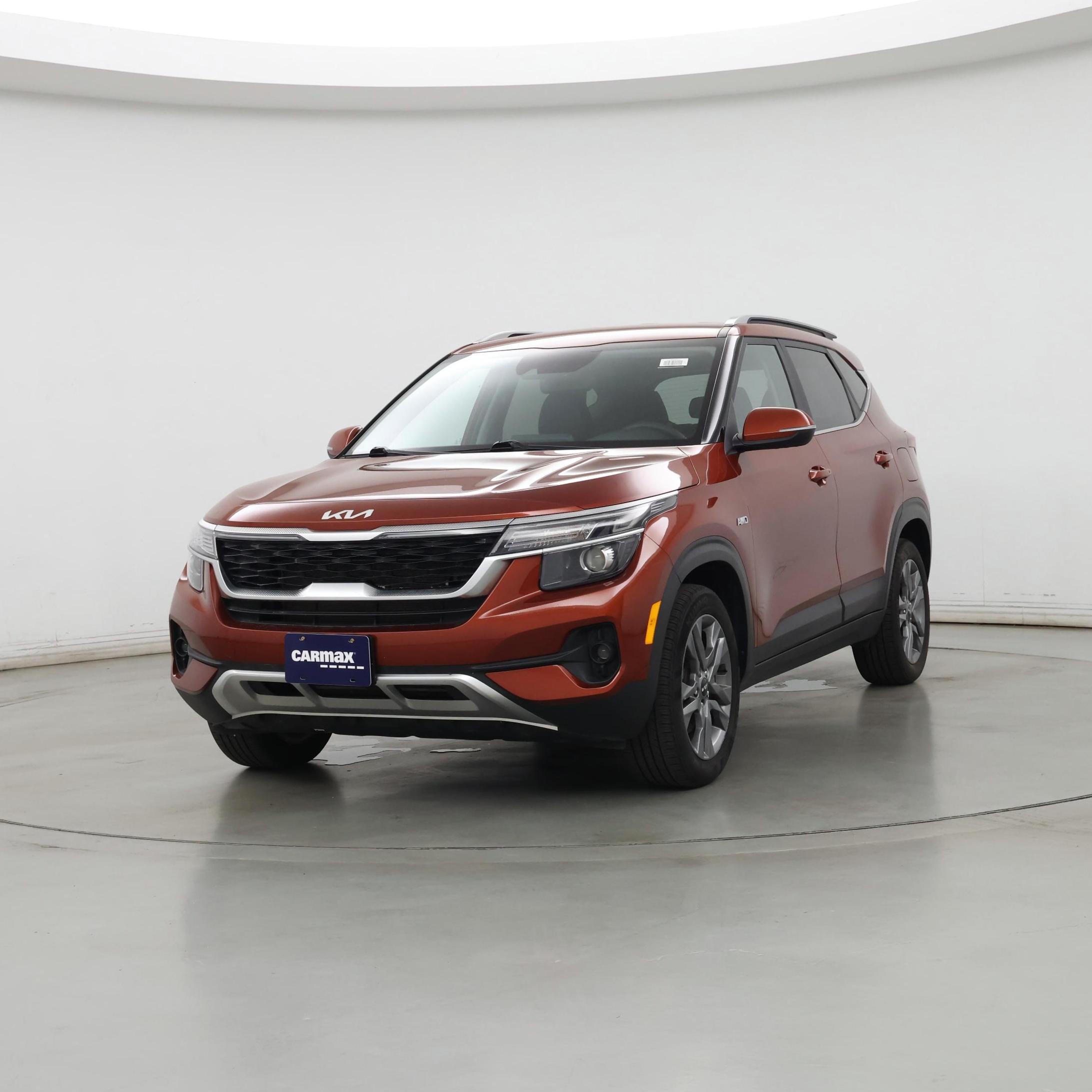 Thumbnail: 2022 Kia Seltos - 4
