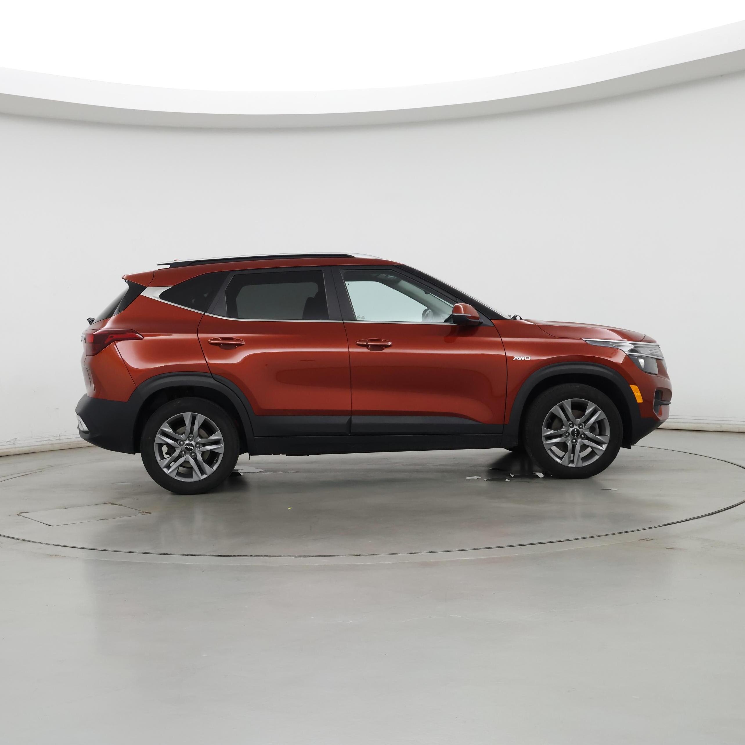 Thumbnail: 2022 Kia Seltos - 7