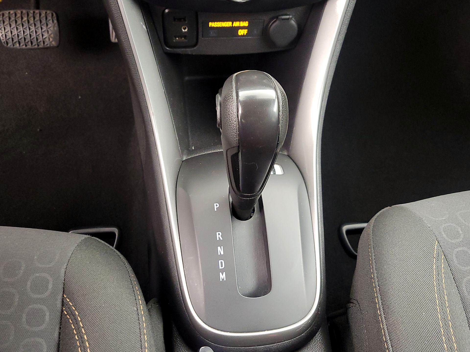 Thumbnail: 2019 Chevrolet Trax - 17