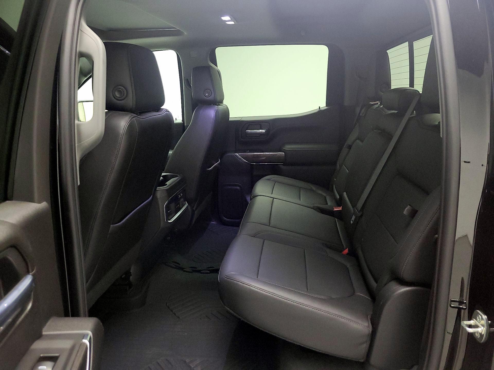Thumbnail: 2020 Chevrolet Silverado 1500 - 17