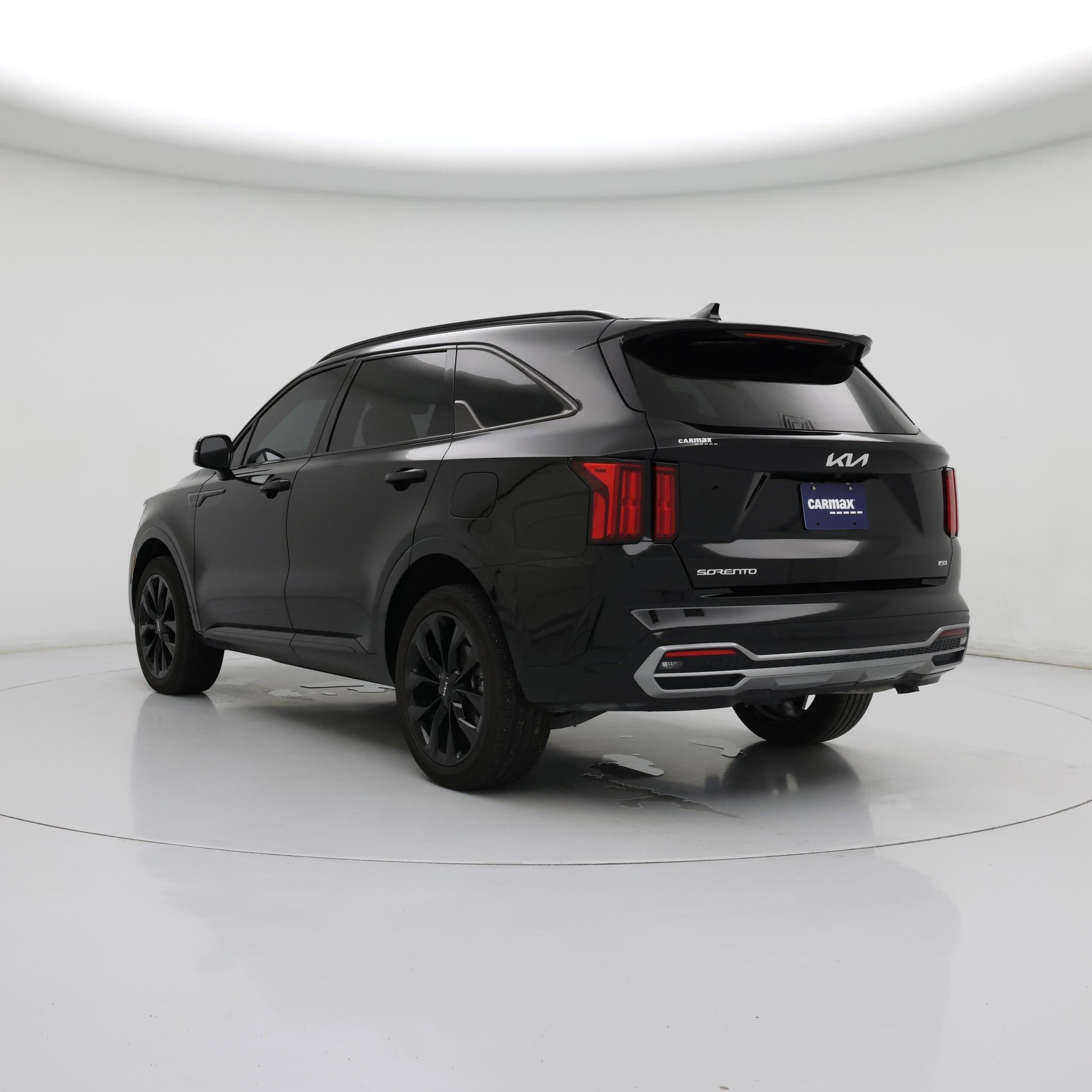 Thumbnail: 2023 Kia Sorento - 2