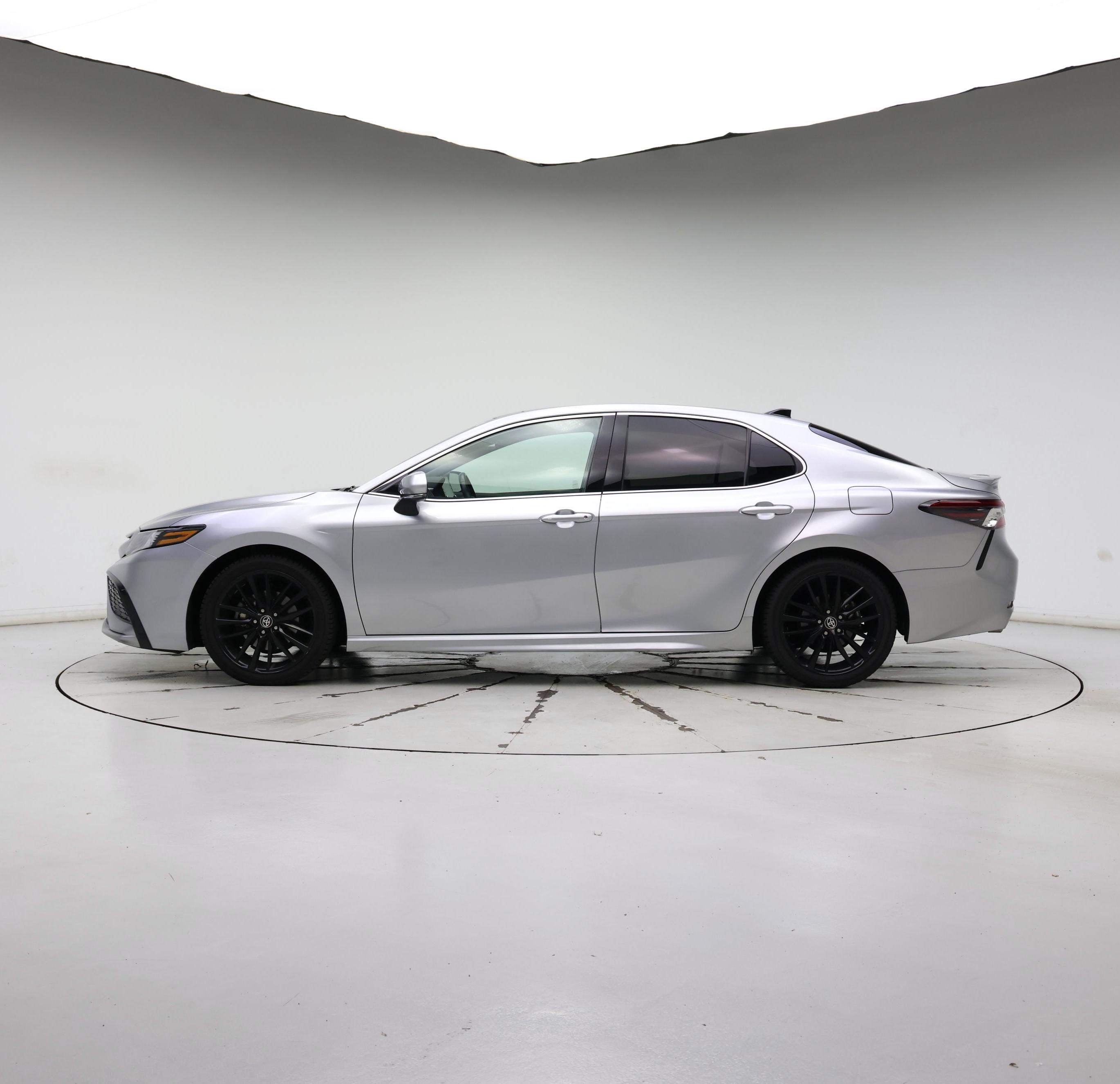 Thumbnail: 2023 Toyota Camry - 3