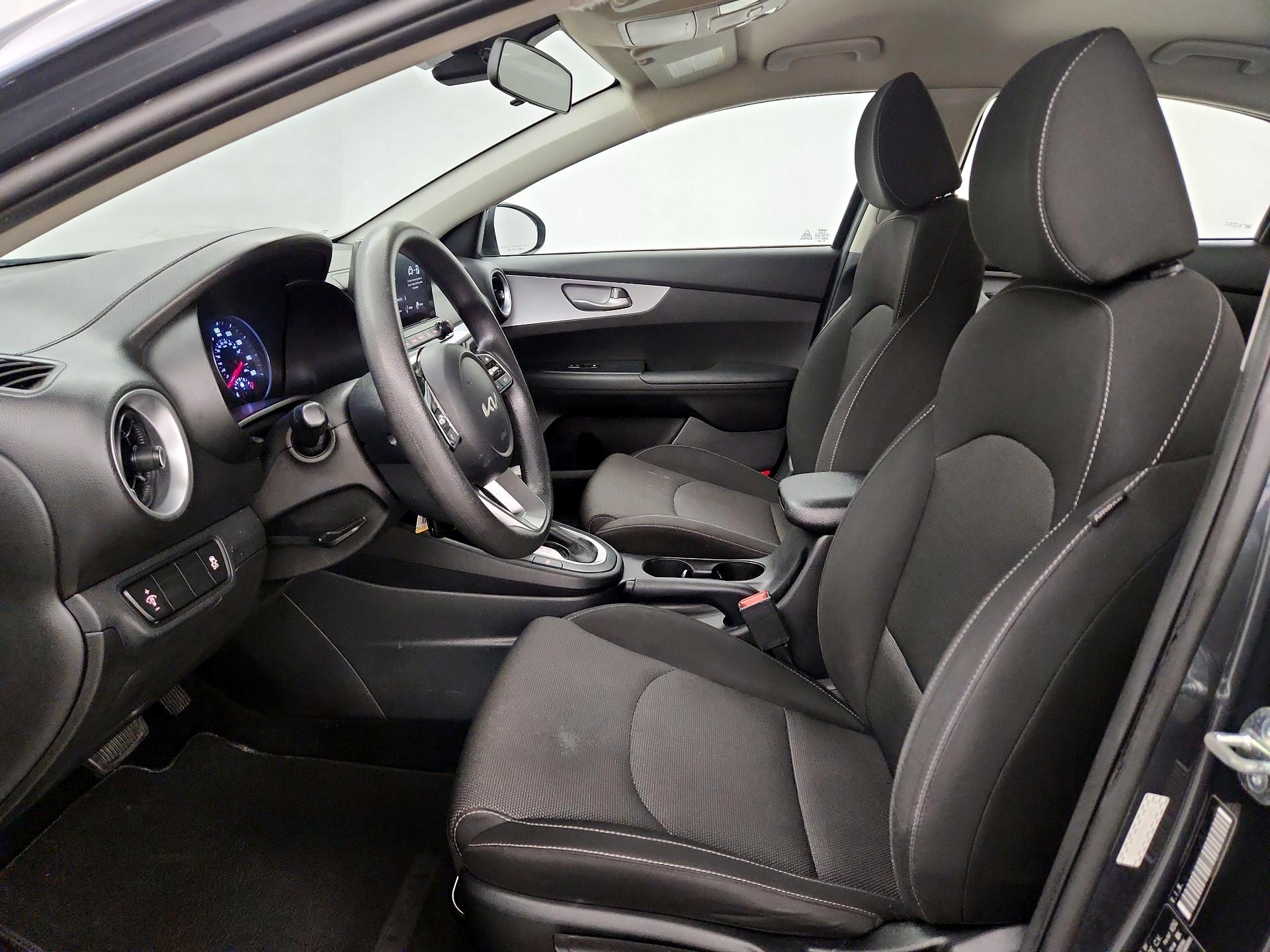 Thumbnail: 2023 Kia Forte - 11