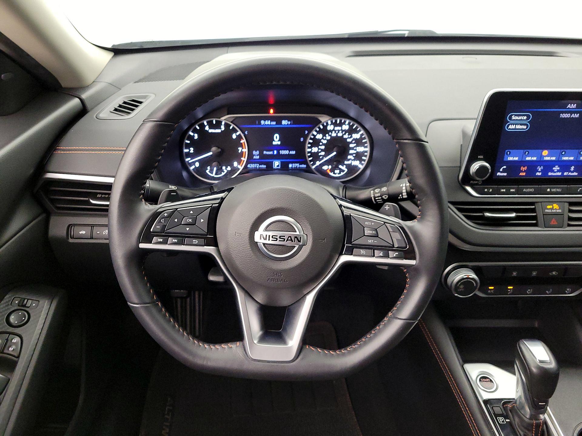 Thumbnail: 2020 Nissan Altima - 10