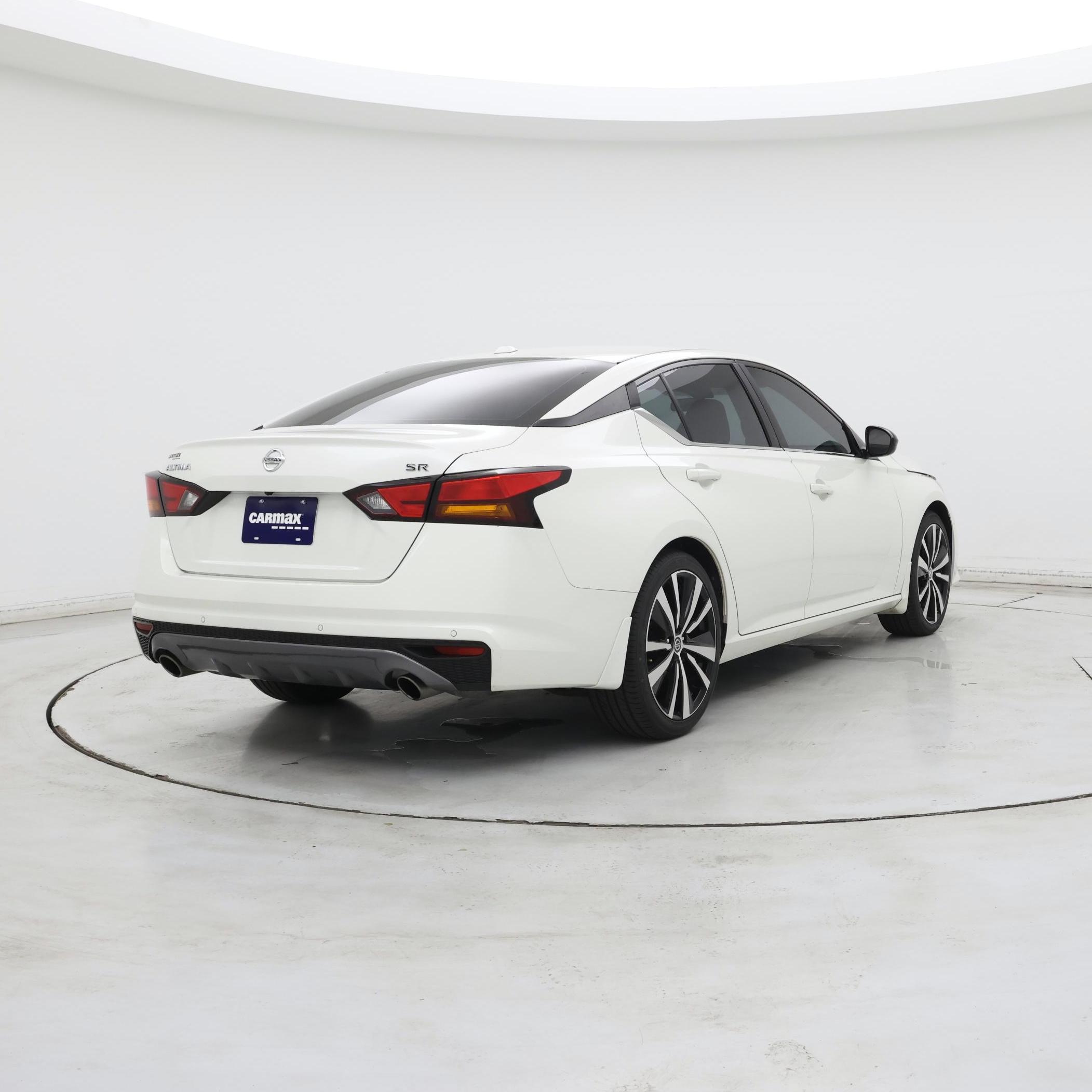 Thumbnail: 2020 Nissan Altima - 8