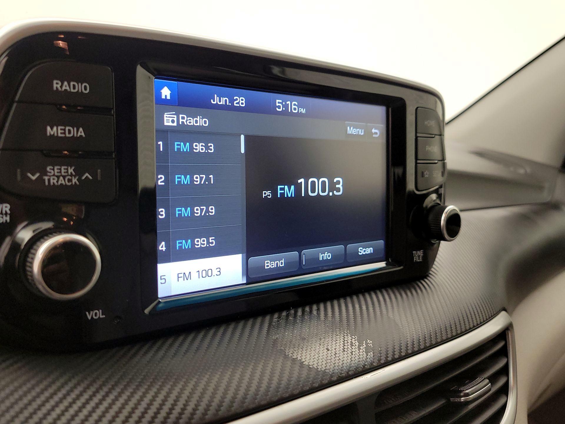 Thumbnail: 2019 Hyundai Tucson - 15