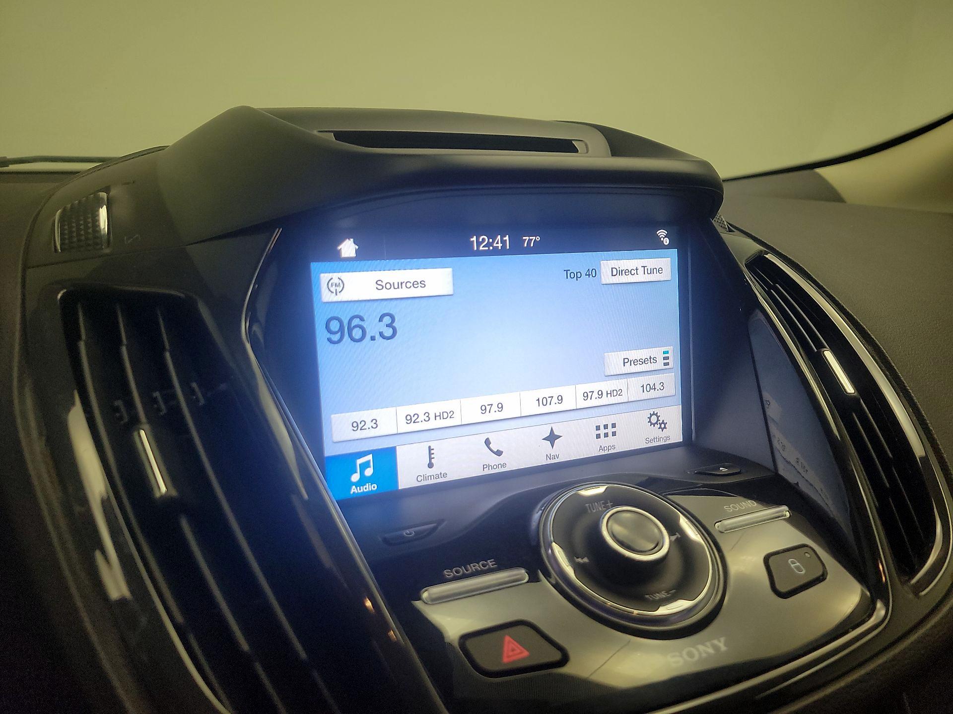 Thumbnail: 2016 Ford Escape - 14
