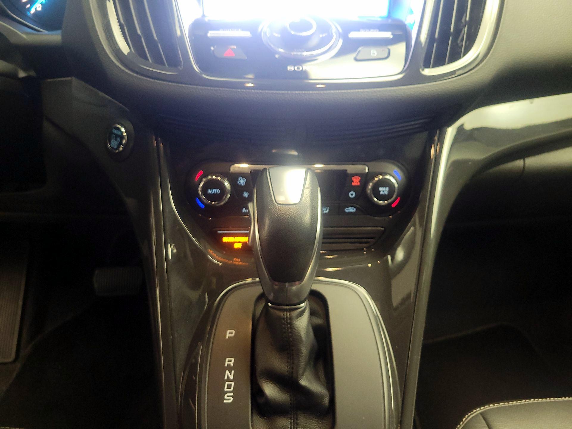 Thumbnail: 2016 Ford Escape - 16