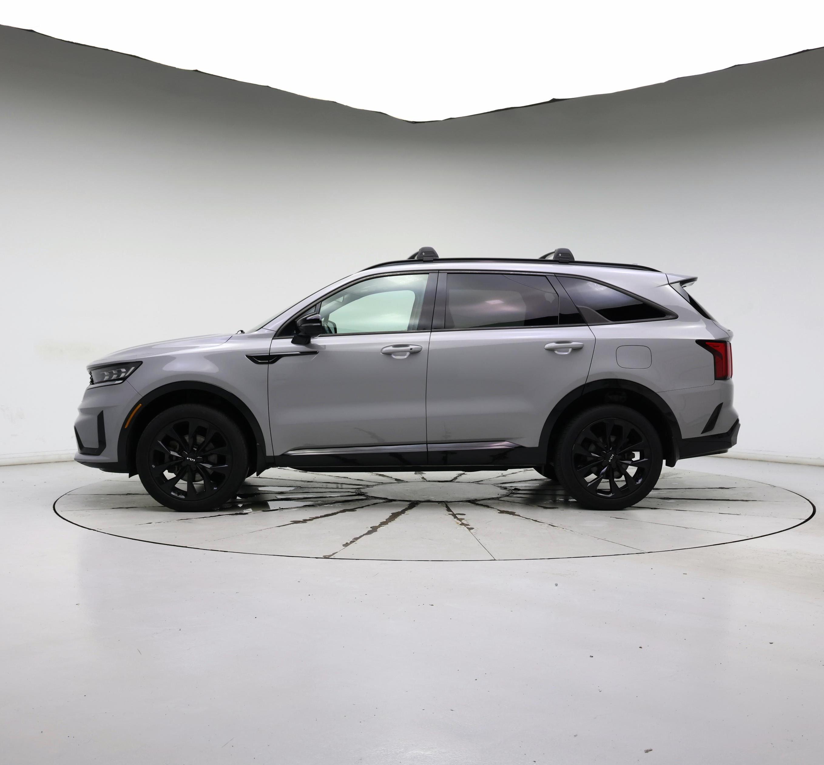 Thumbnail: 2022 Kia Sorento - 3