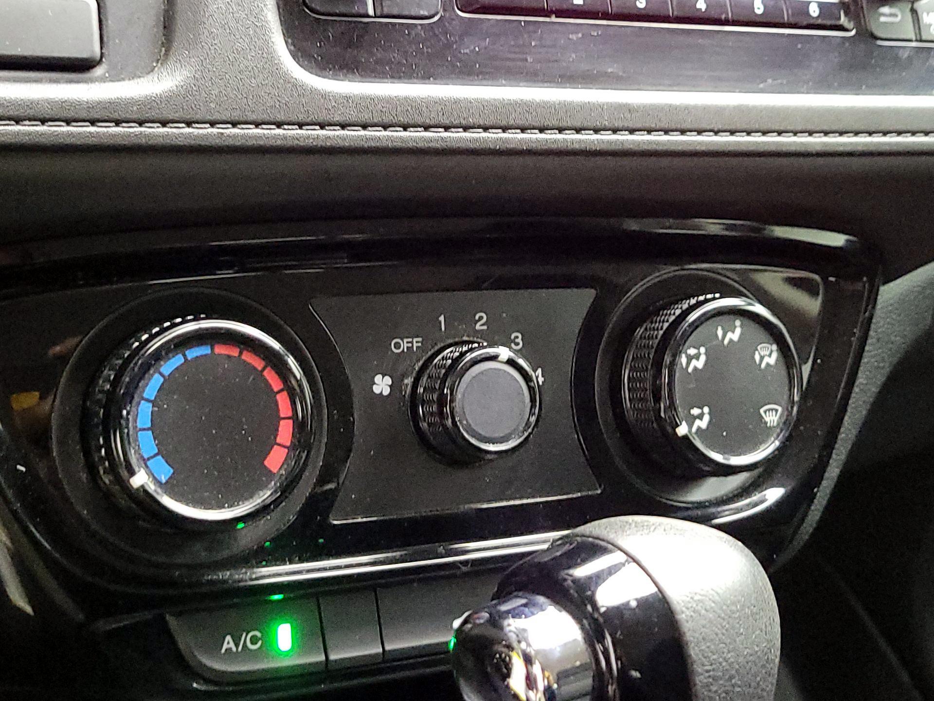 Thumbnail: 2017 Honda HR-V - 16