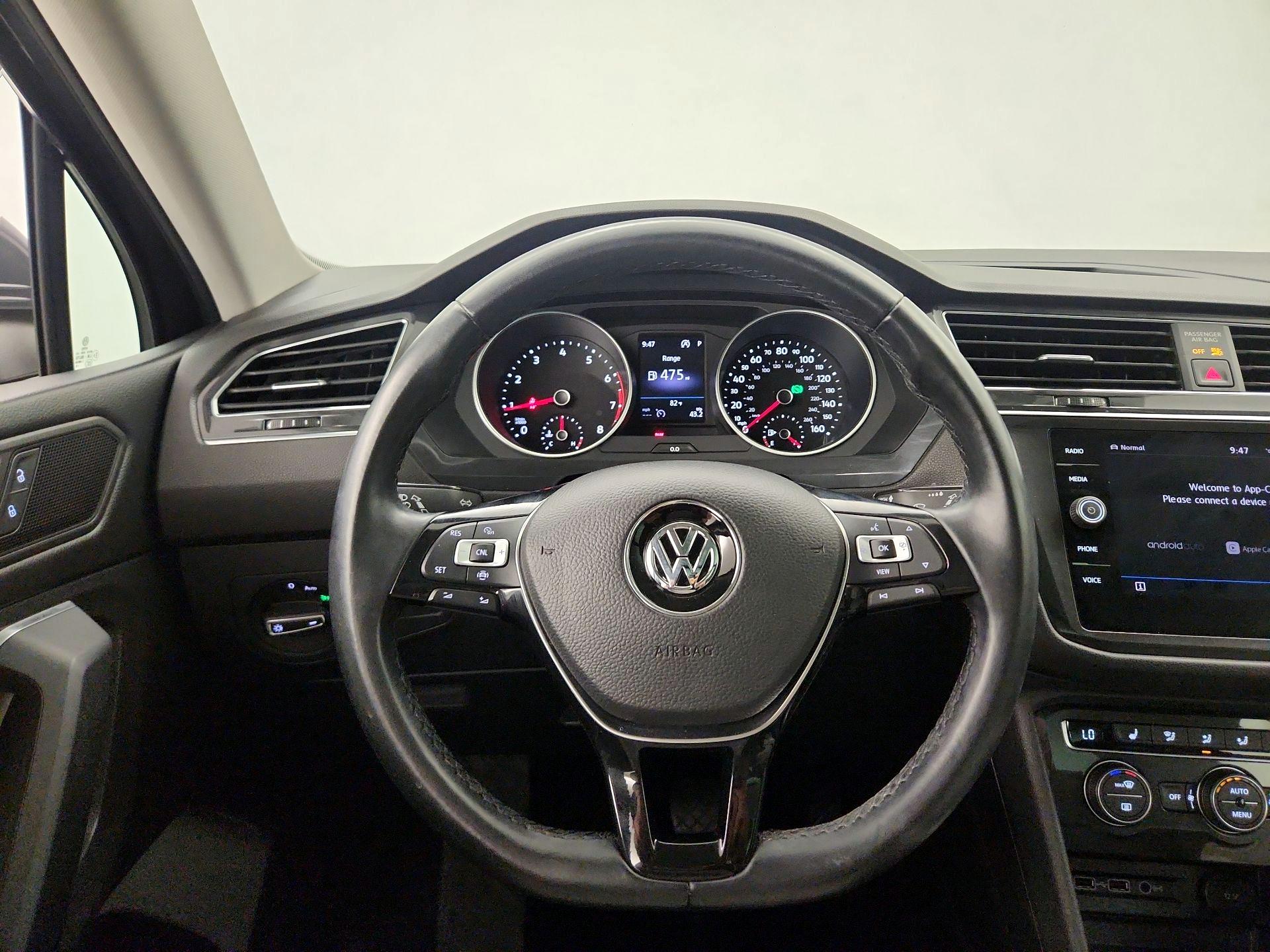 Thumbnail: 2019 Volkswagen Tiguan - 10