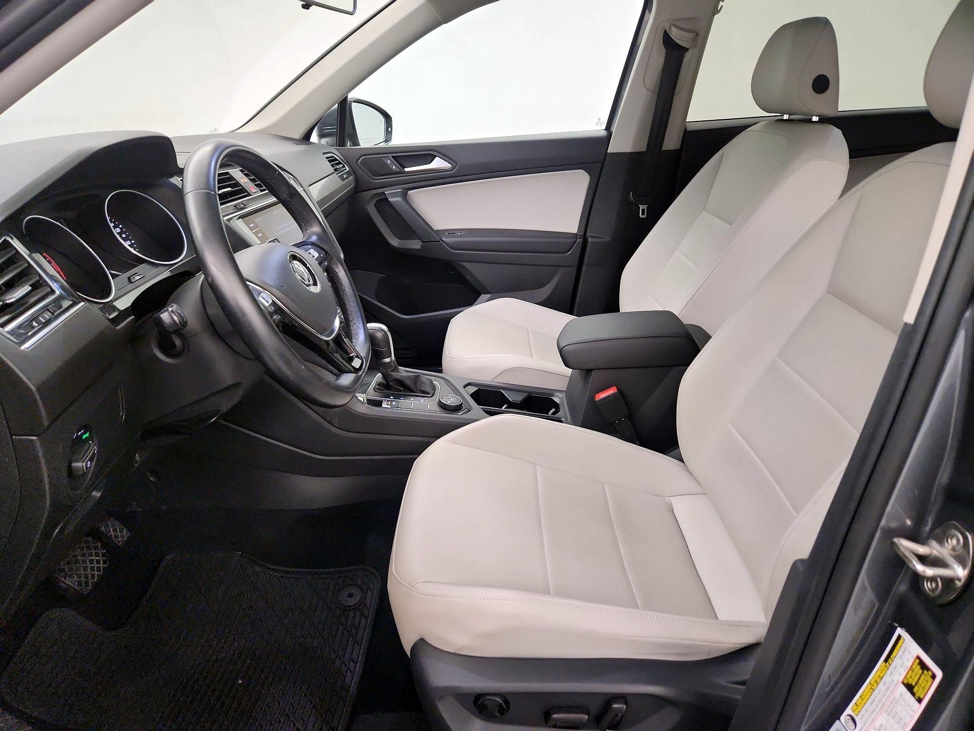 Thumbnail: 2019 Volkswagen Tiguan - 11