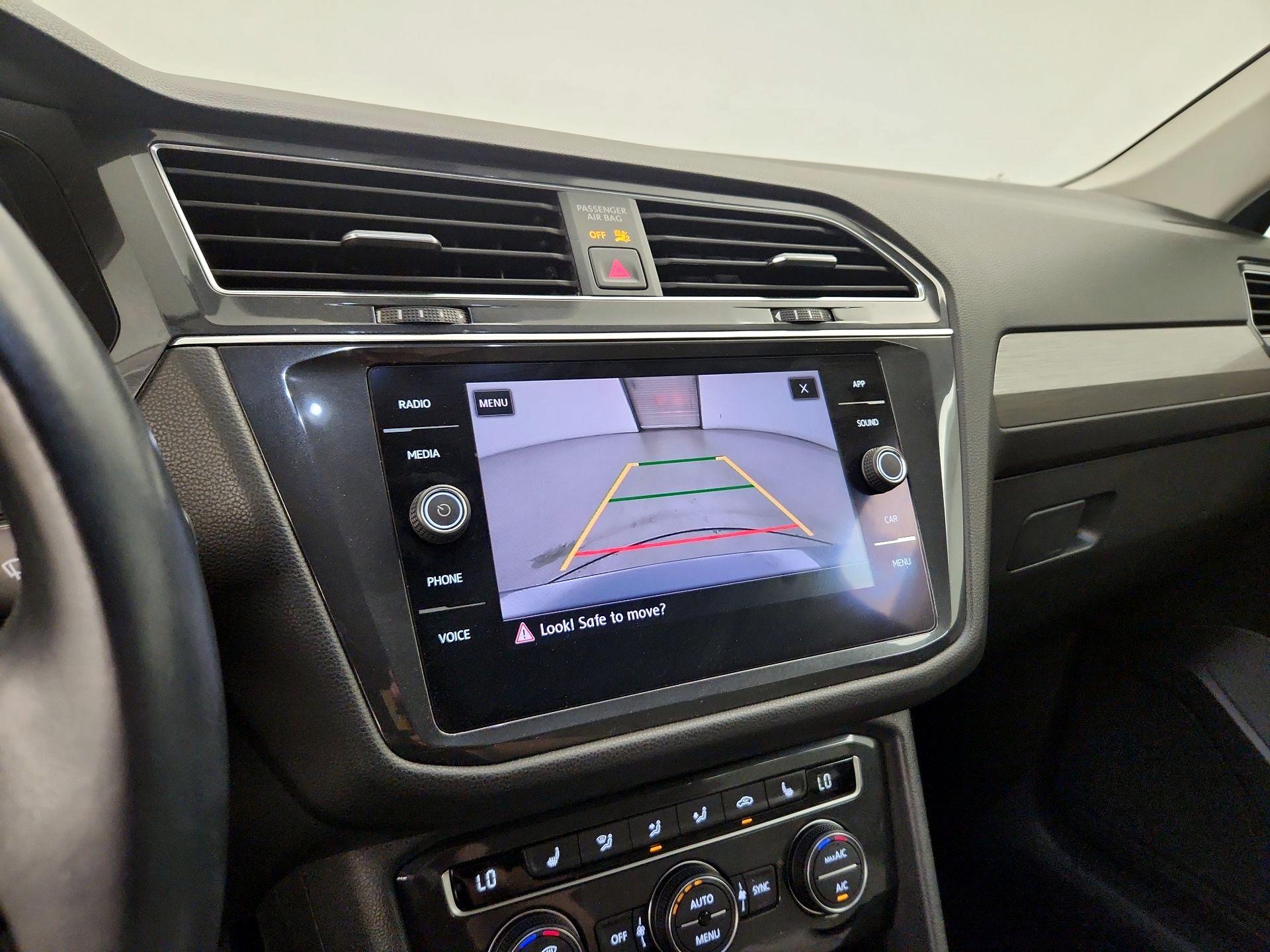 Thumbnail: 2019 Volkswagen Tiguan - 14