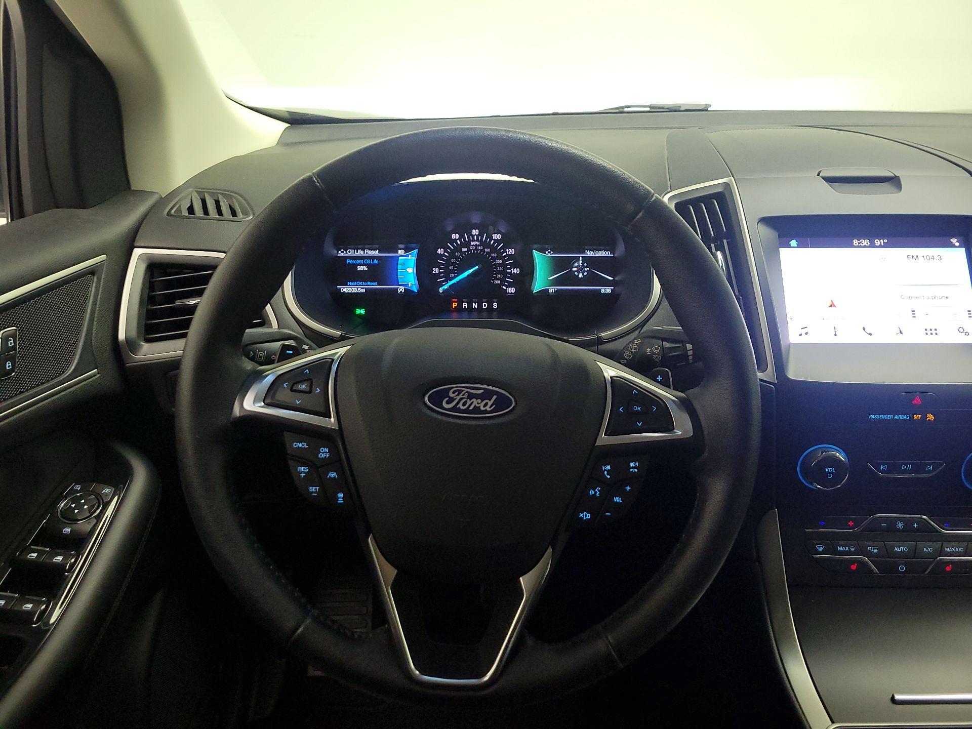 Thumbnail: 2019 Ford Edge - 10