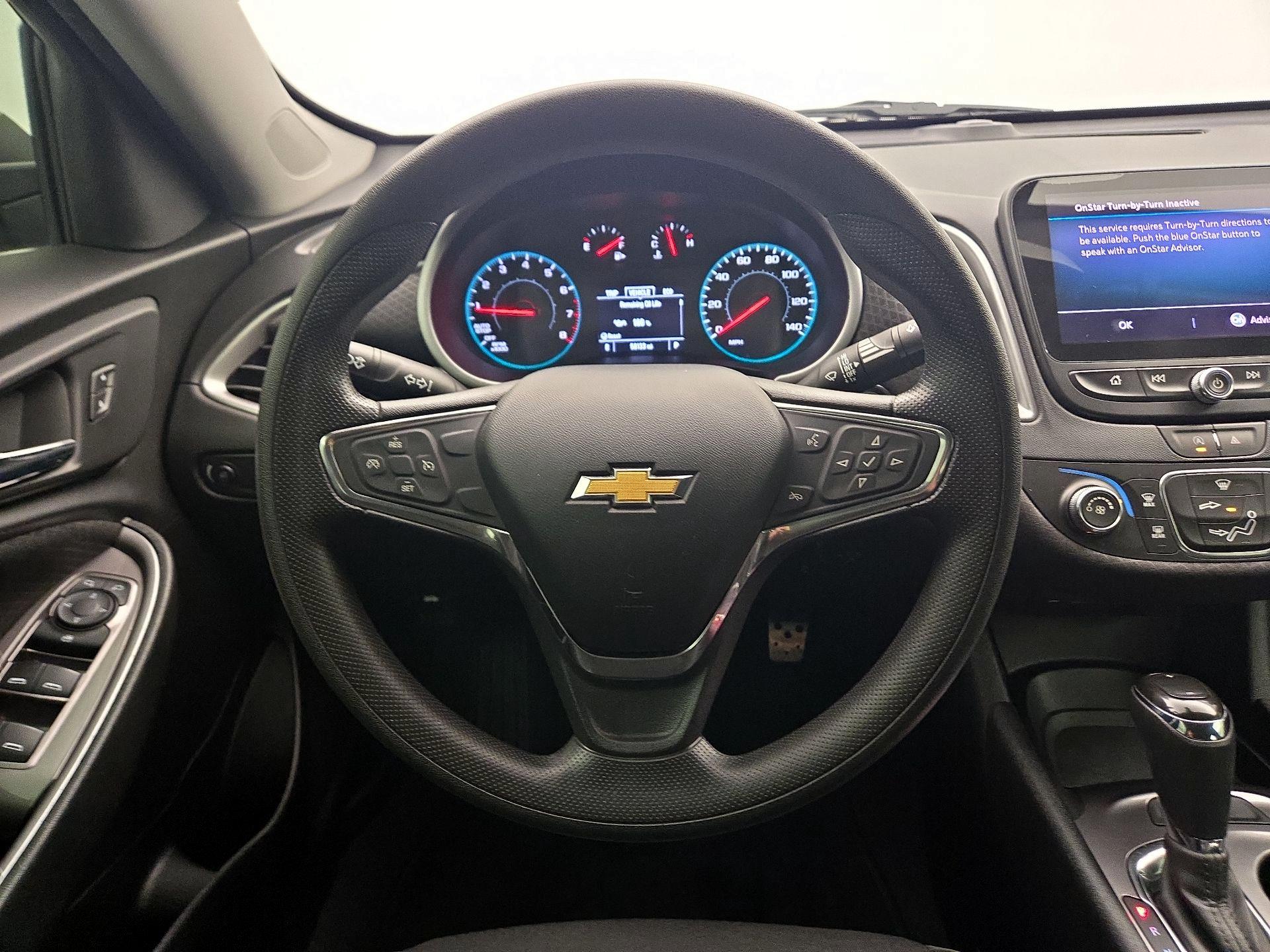 Thumbnail: 2020 Chevrolet Malibu - 10