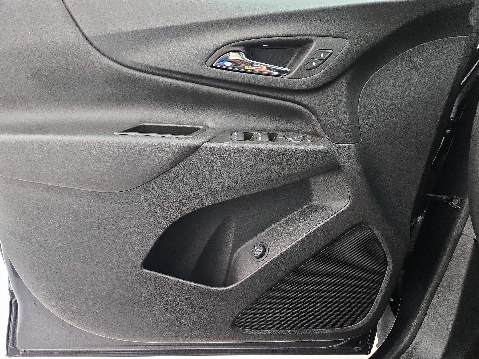 Thumbnail: 2023 Chevrolet Equinox - 12