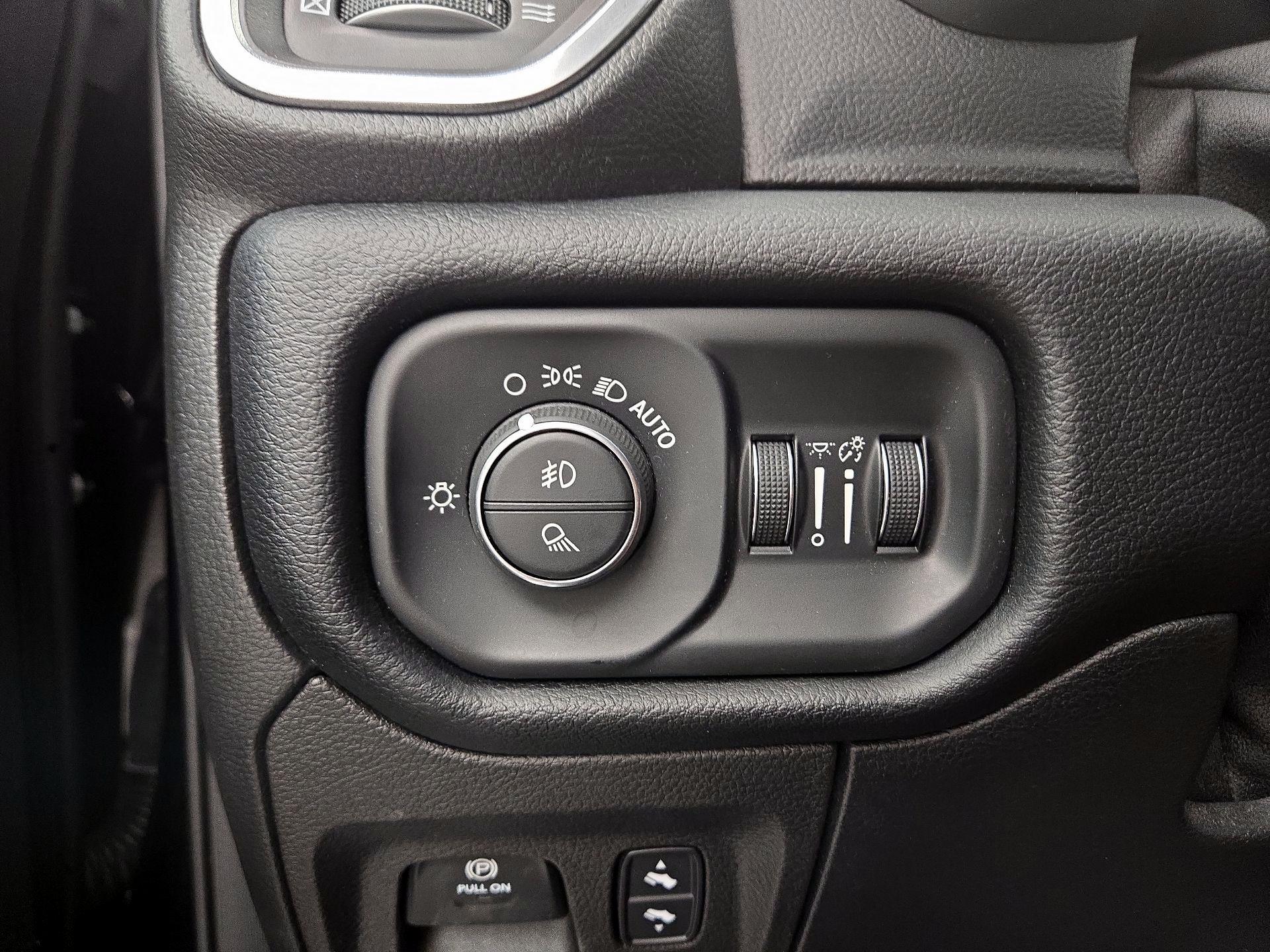 Thumbnail: 2022 RAM 1500 - 13