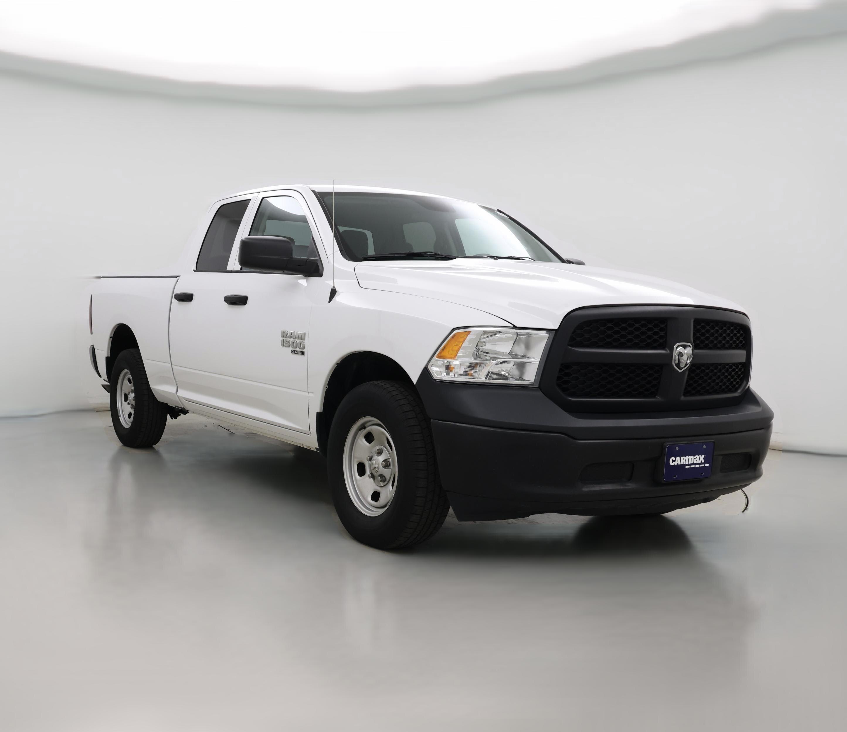 Thumbnail: 2022 RAM 1500 Classic - 1