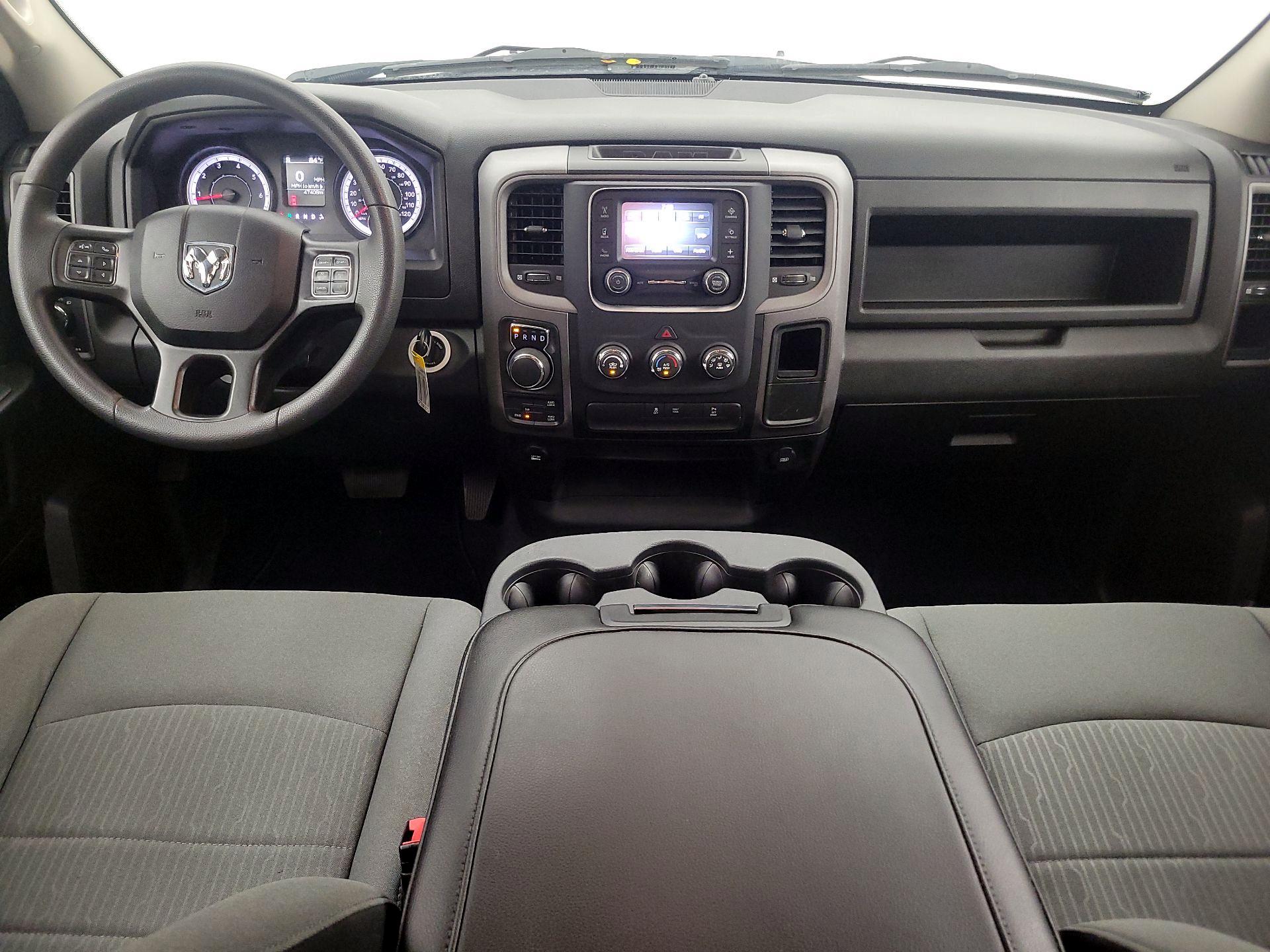 Thumbnail: 2022 RAM 1500 Classic - 9