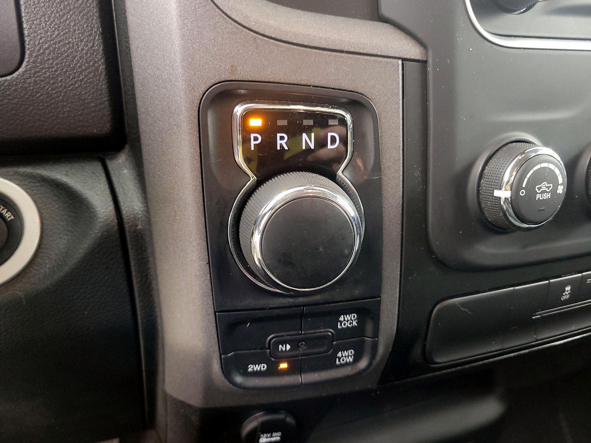 Thumbnail: 2022 RAM 1500 Classic - 17