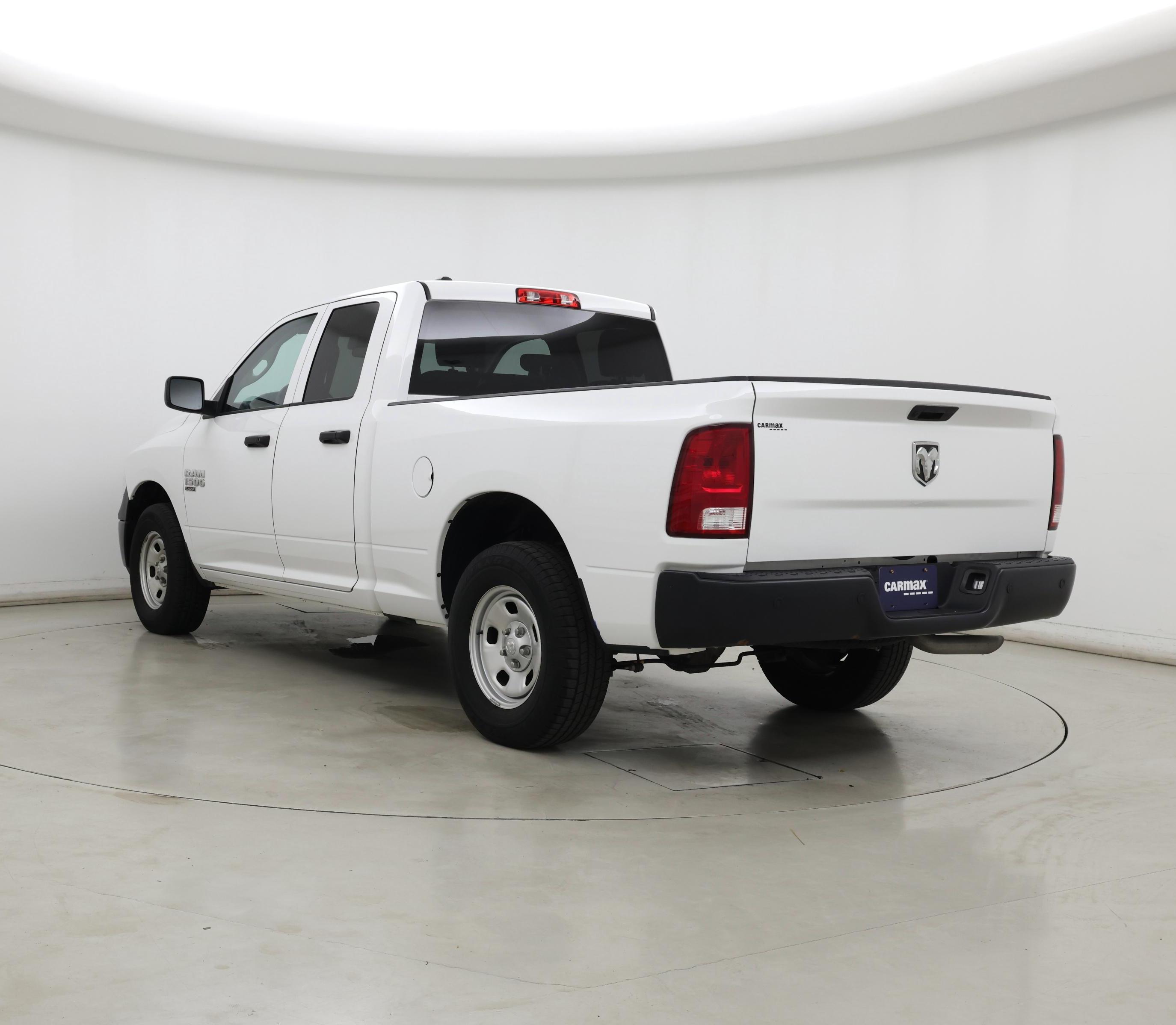 Thumbnail: 2022 RAM 1500 Classic - 2