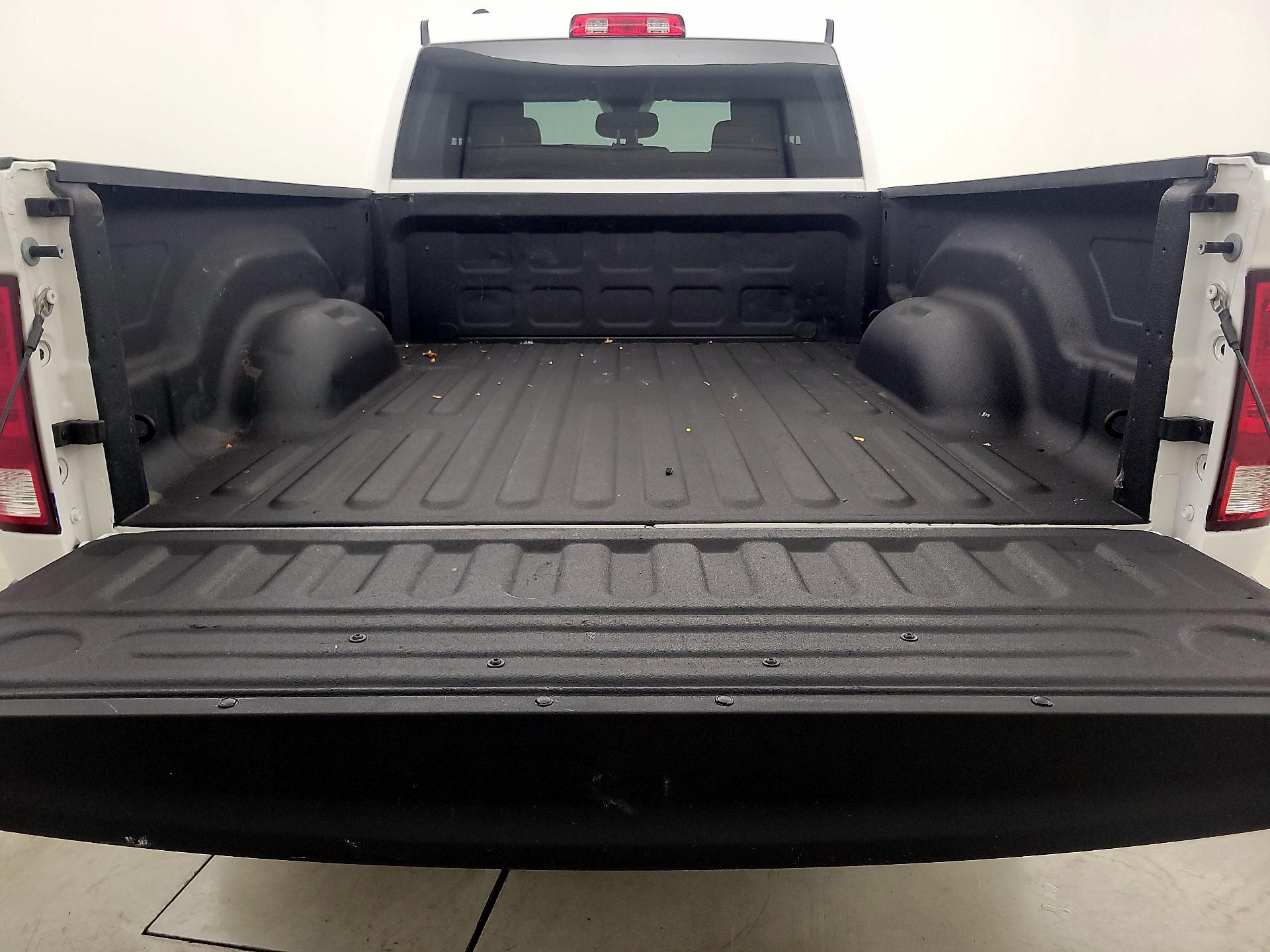 Thumbnail: 2022 RAM 1500 Classic - 20