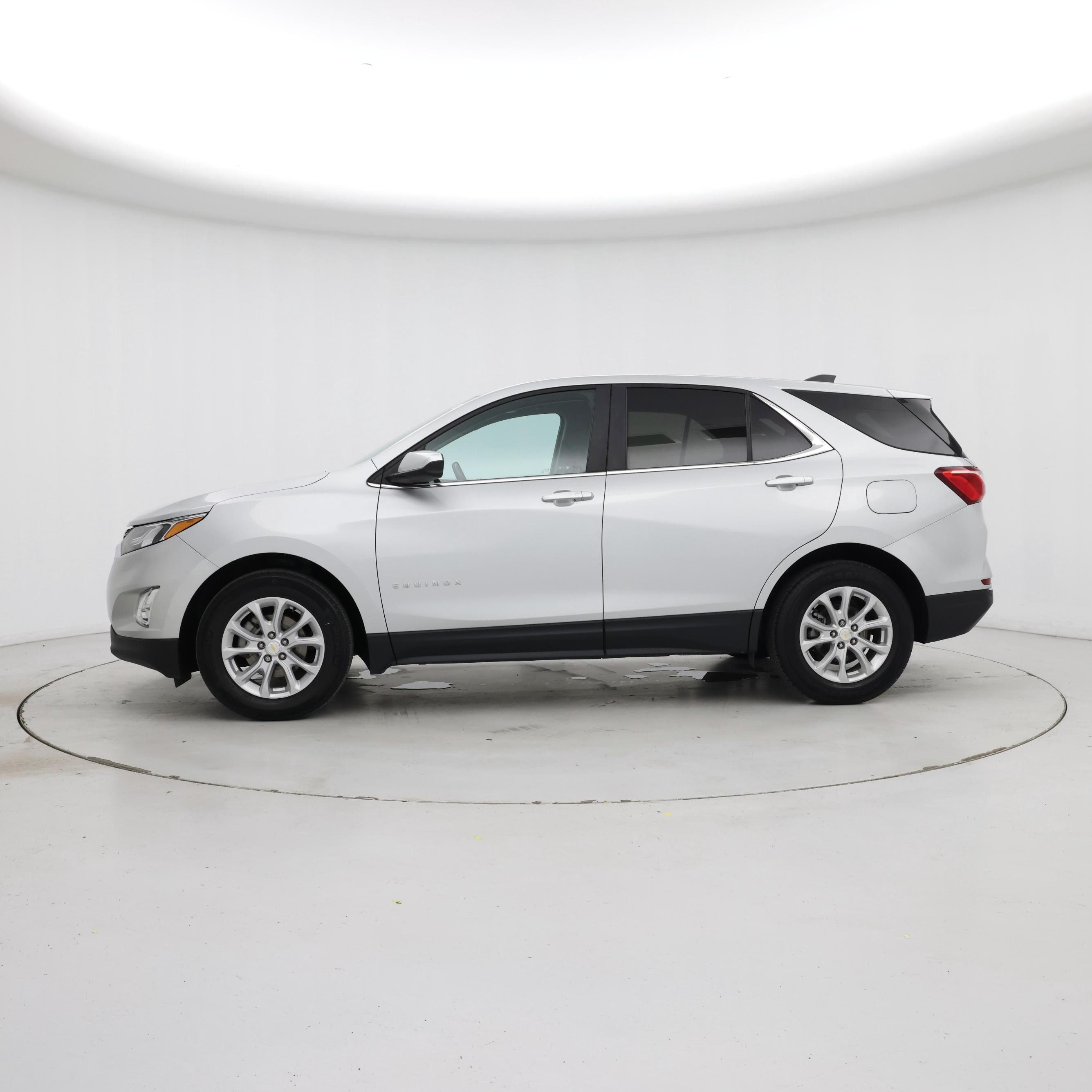 Thumbnail: 2021 Chevrolet Equinox - 3