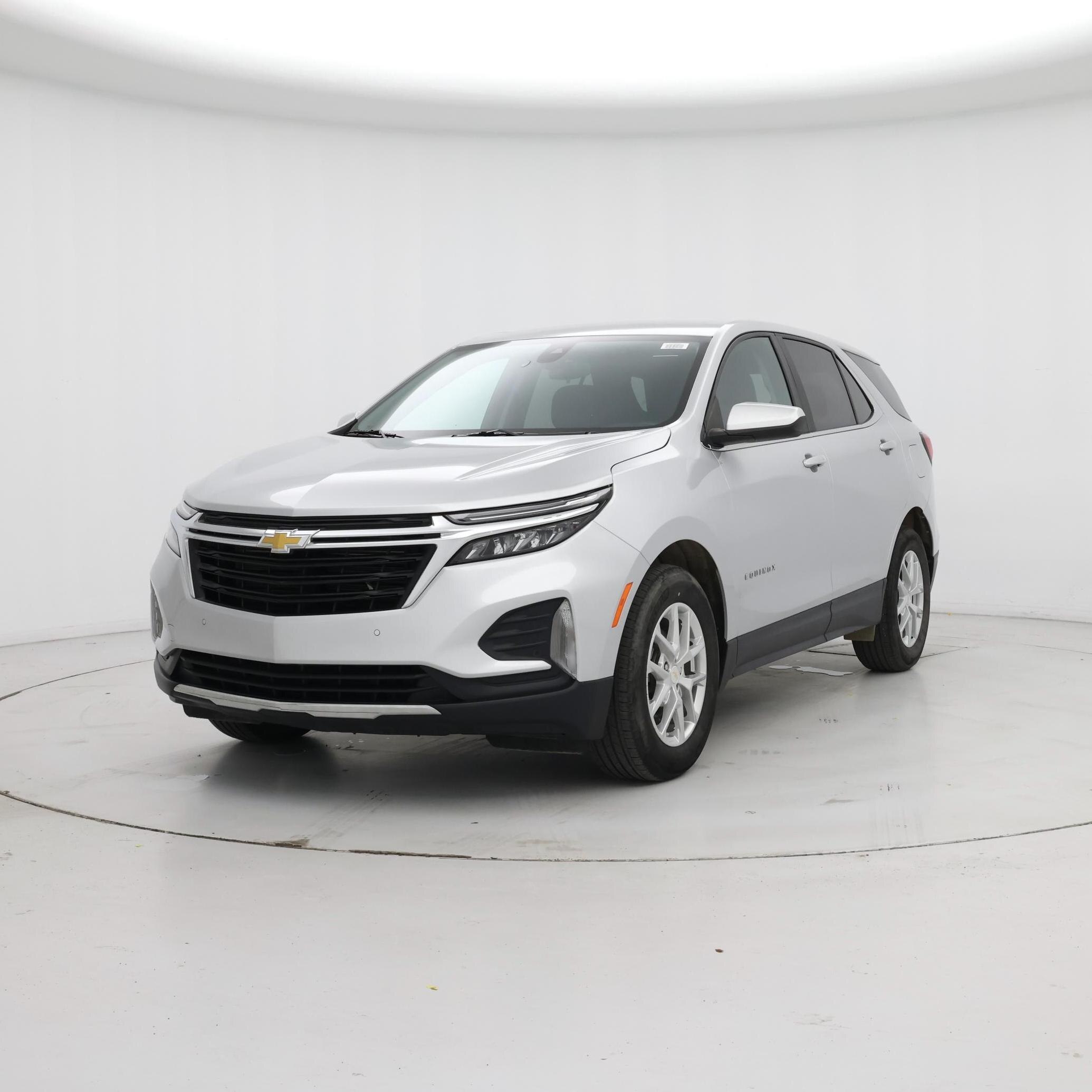 Thumbnail: 2022 Chevrolet Equinox - 4