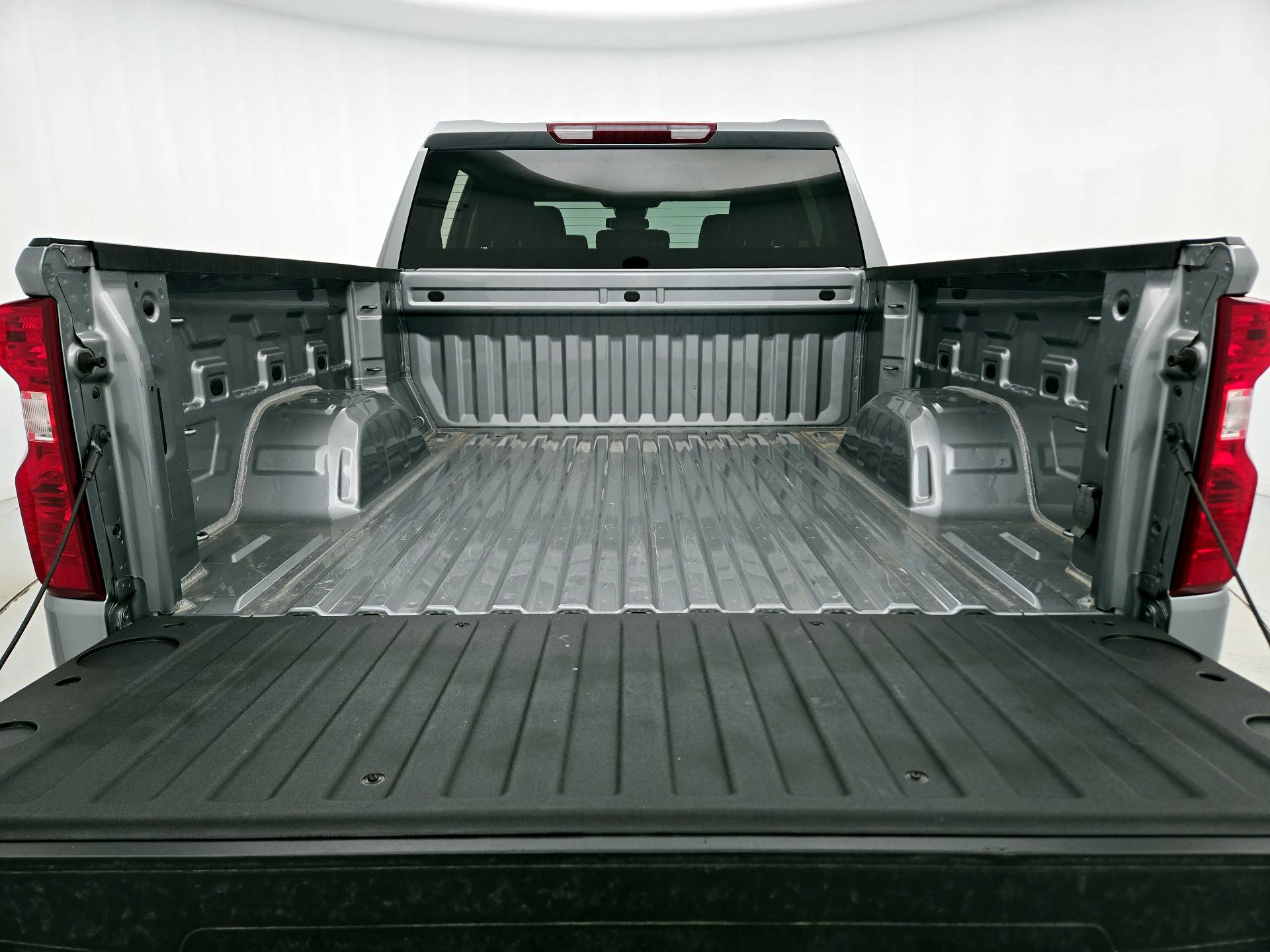 Thumbnail: 2023 Chevrolet Silverado 1500 - 20
