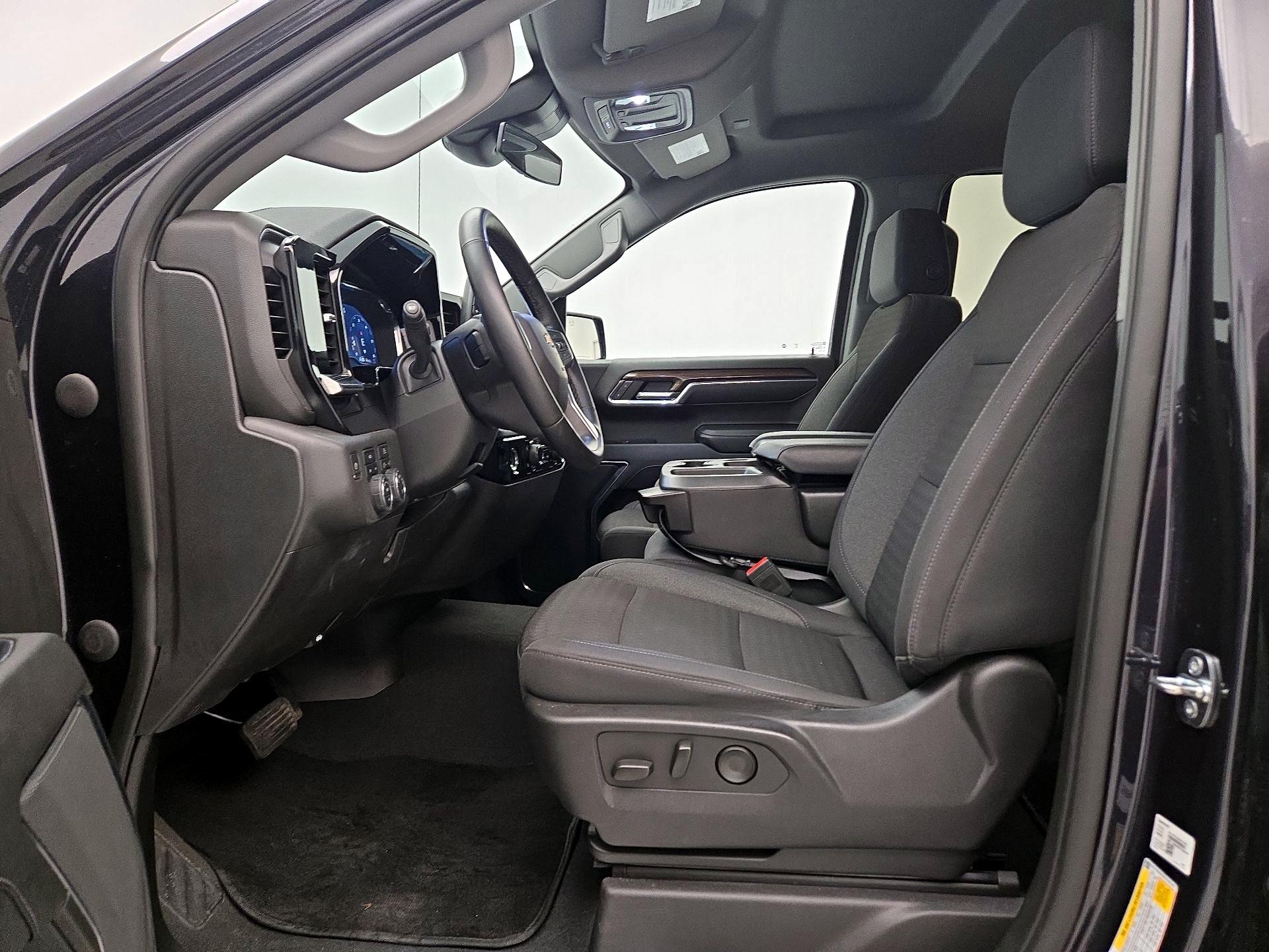 Thumbnail: 2023 Chevrolet Silverado 1500 - 11