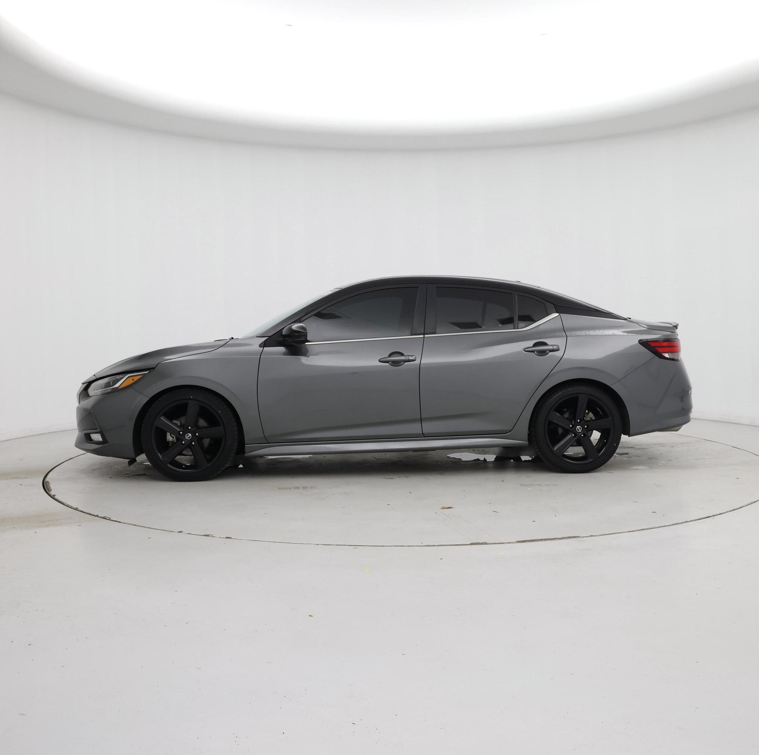 Thumbnail: 2021 Nissan Sentra - 3