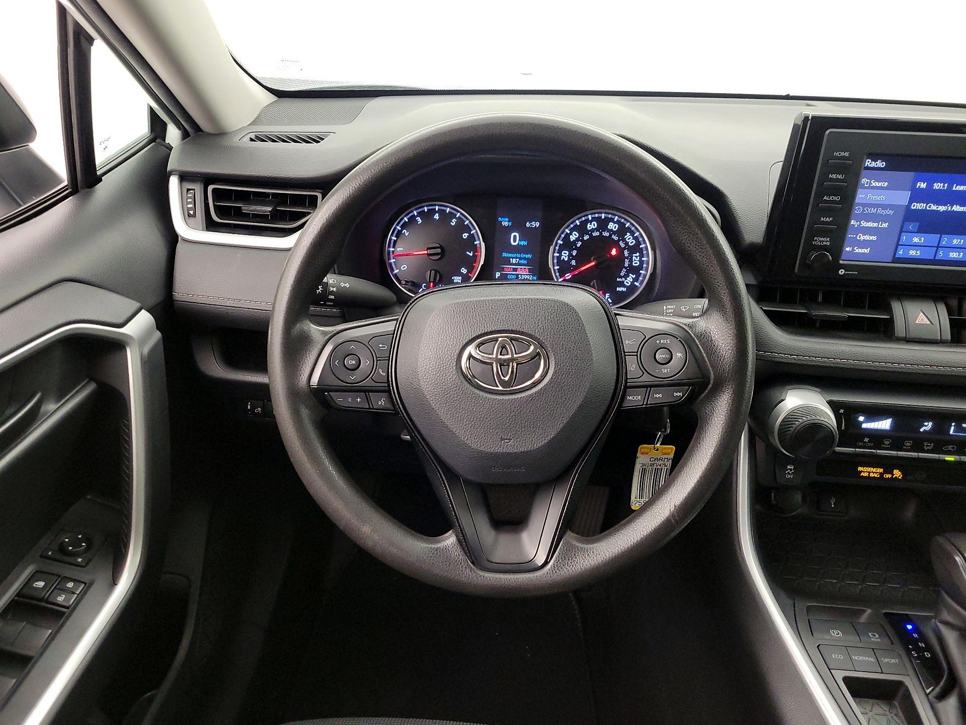 Thumbnail: 2021 Toyota RAV4 - 10