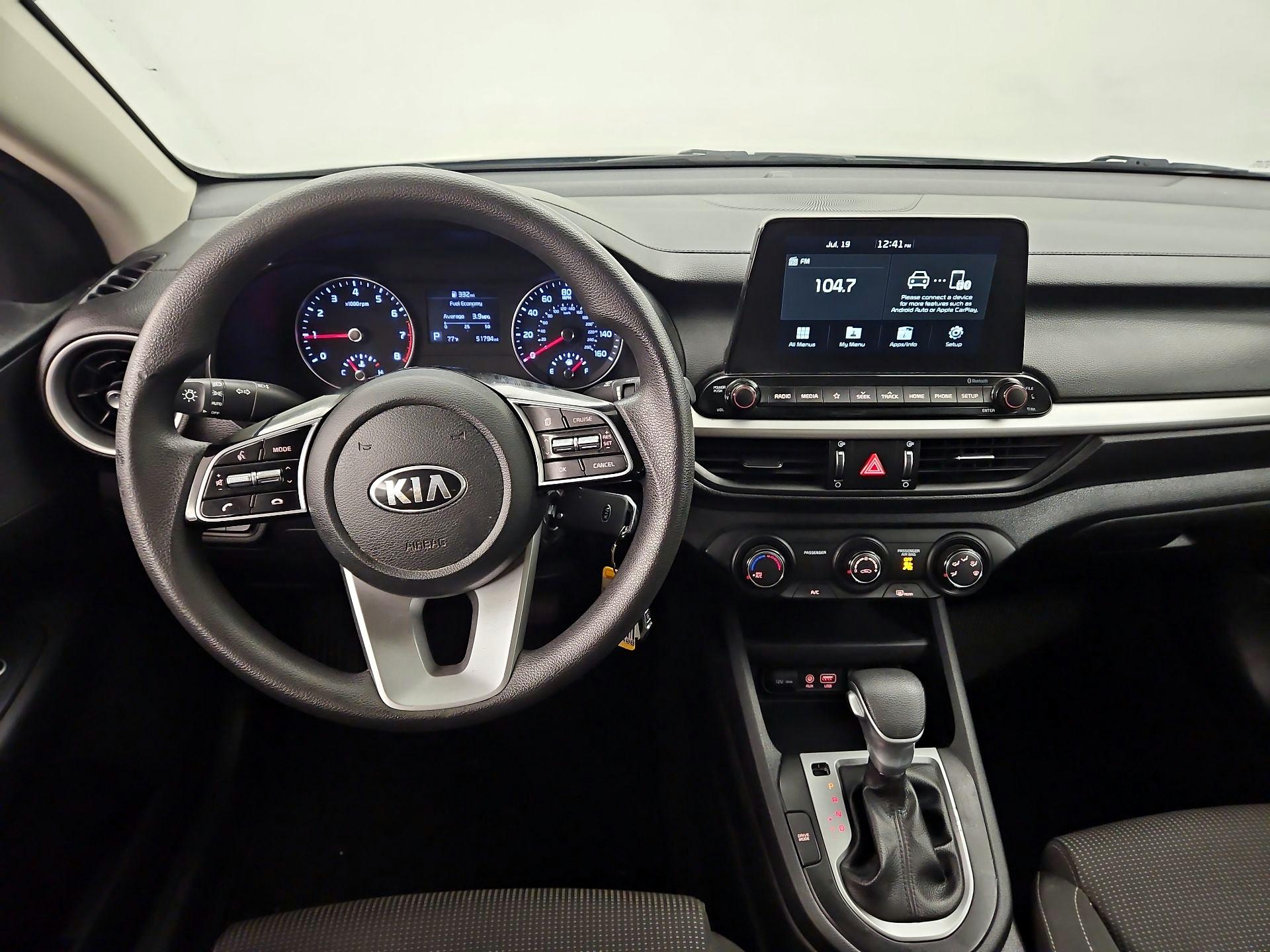 Thumbnail: 2020 Kia Forte - 9