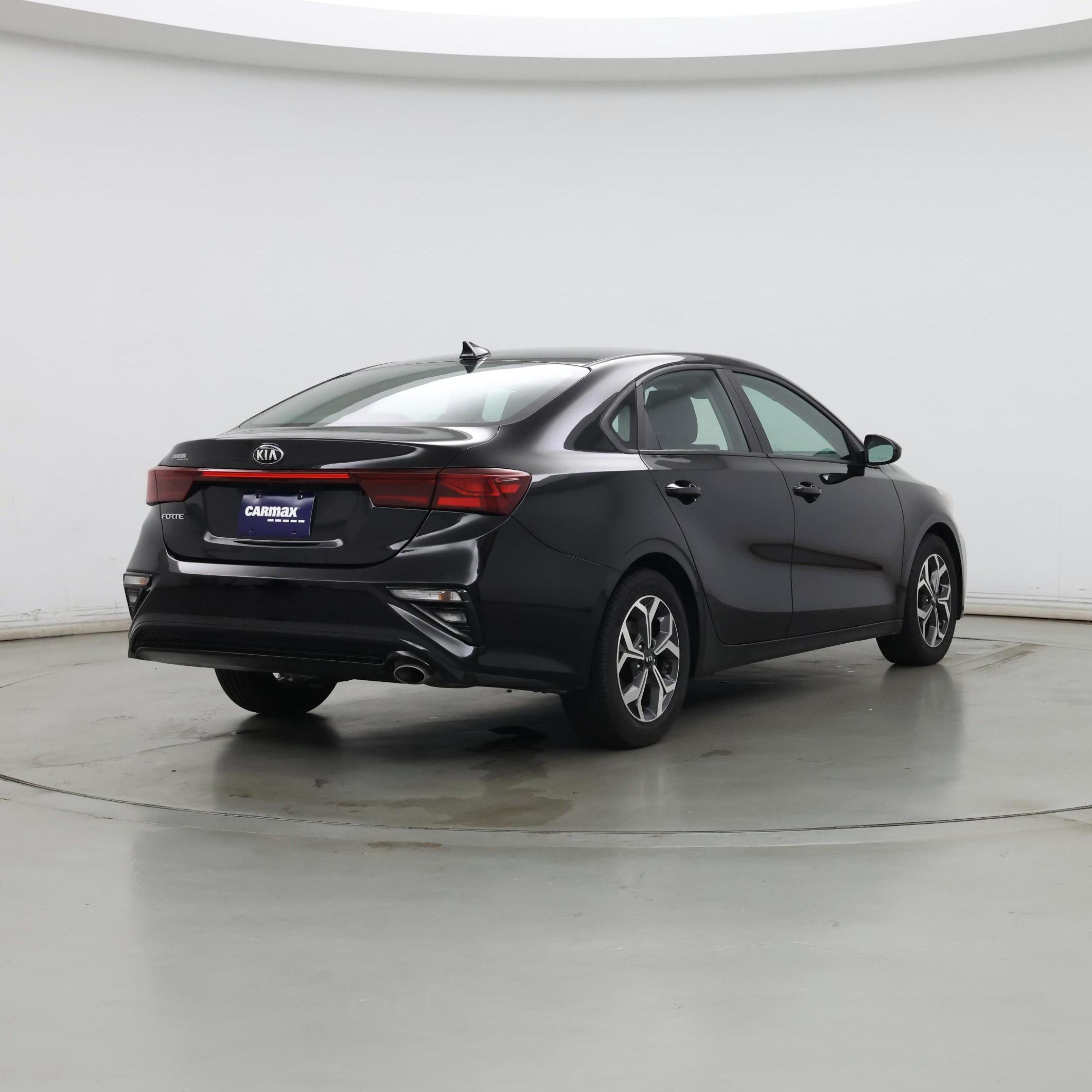 Thumbnail: 2020 Kia Forte - 8