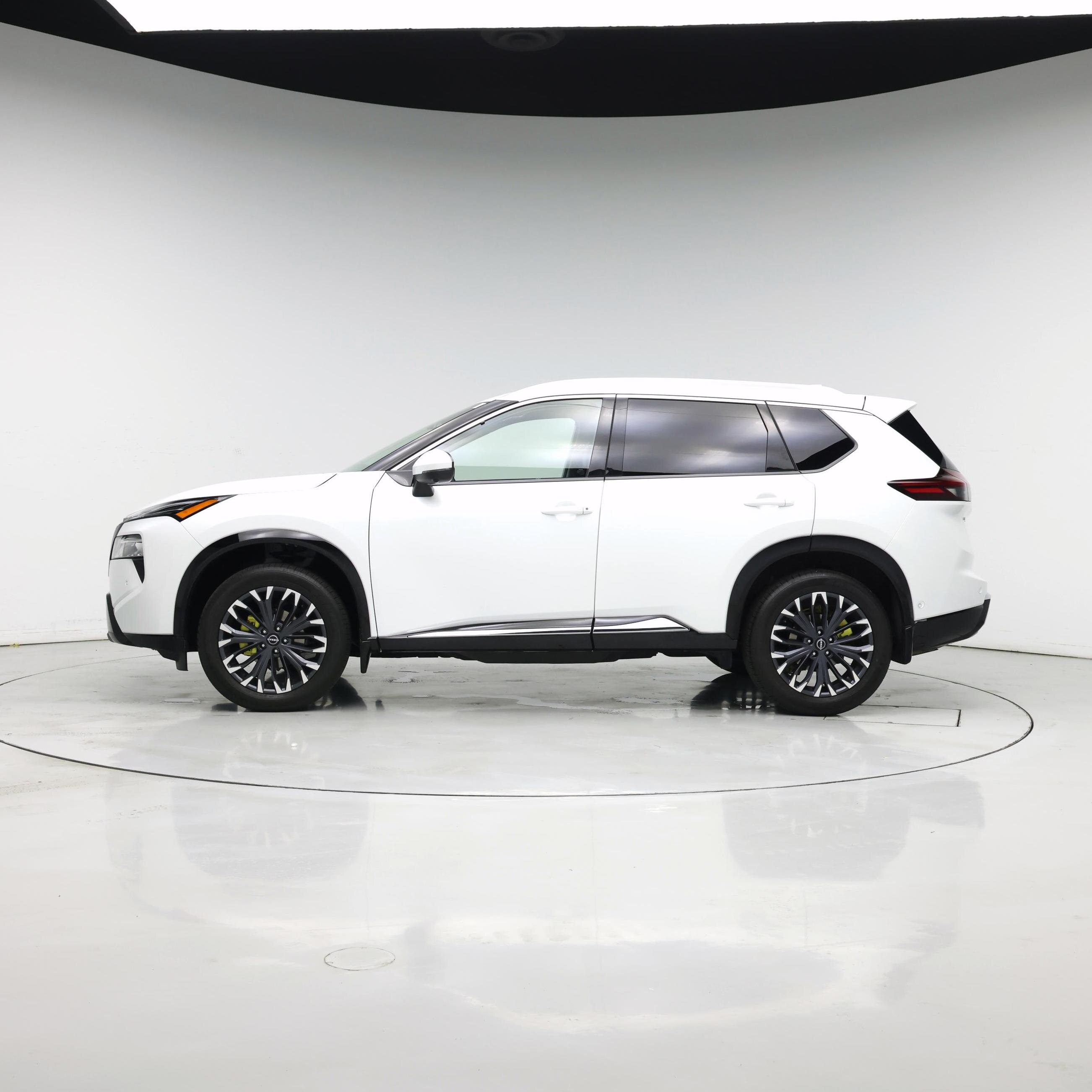 Thumbnail: 2024 Nissan Rogue - 3