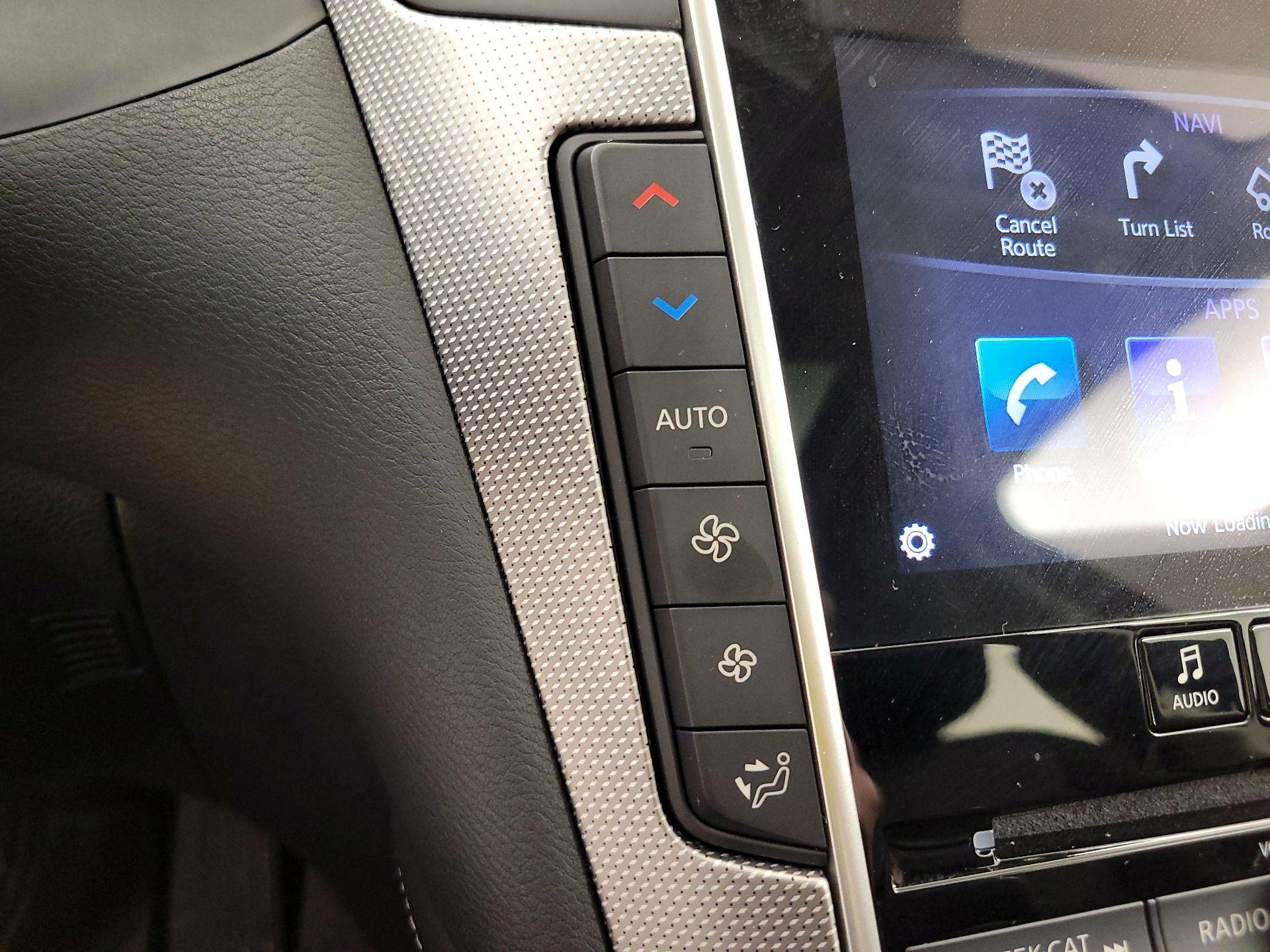Thumbnail: 2019 INFINITI Q50 - 17
