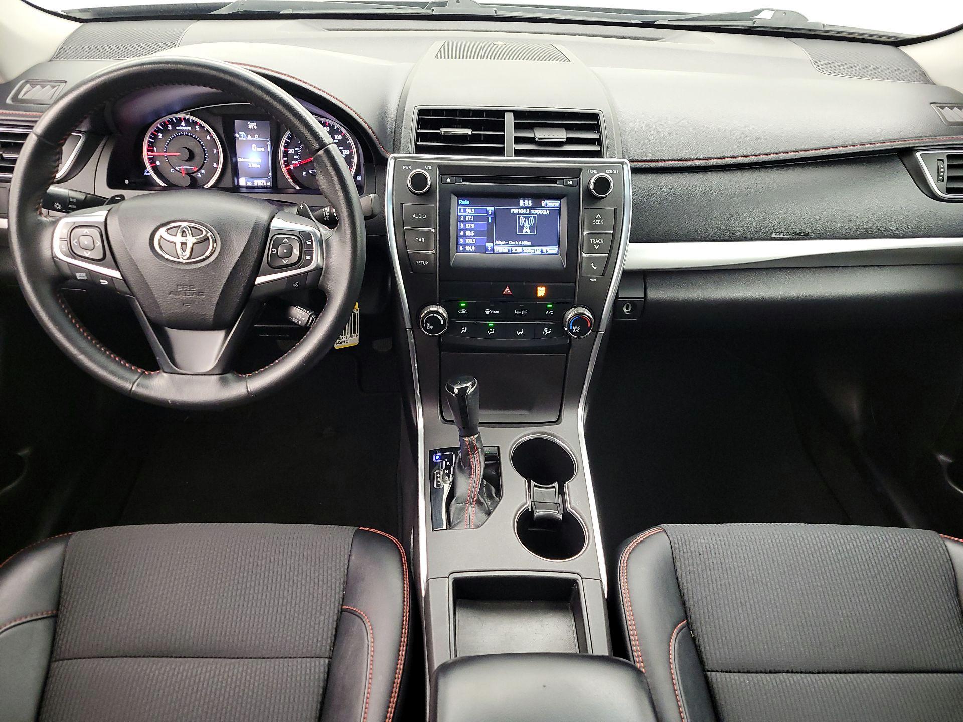 Thumbnail: 2016 Toyota Camry - 9