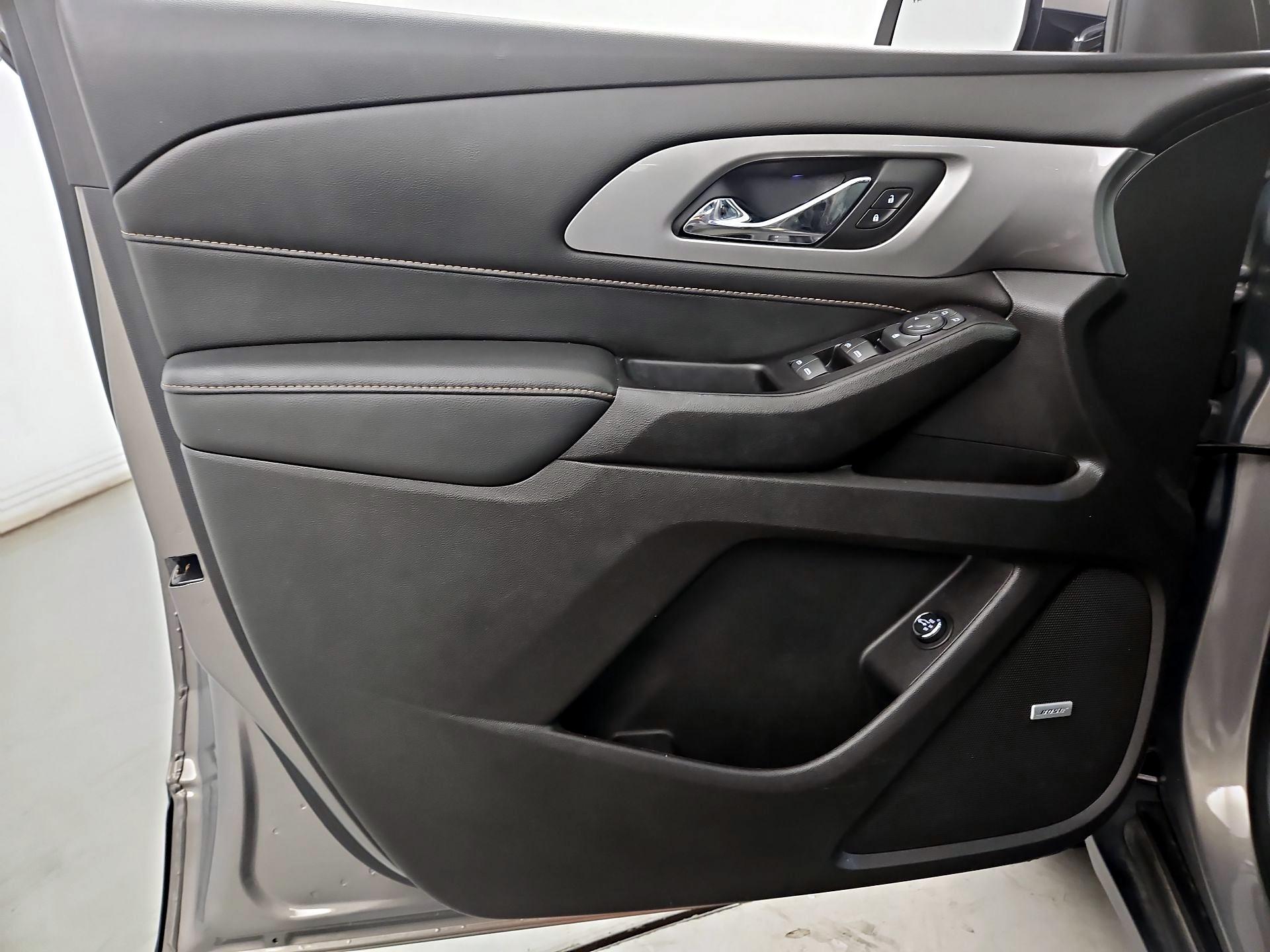 Thumbnail: 2019 Chevrolet Traverse - 10