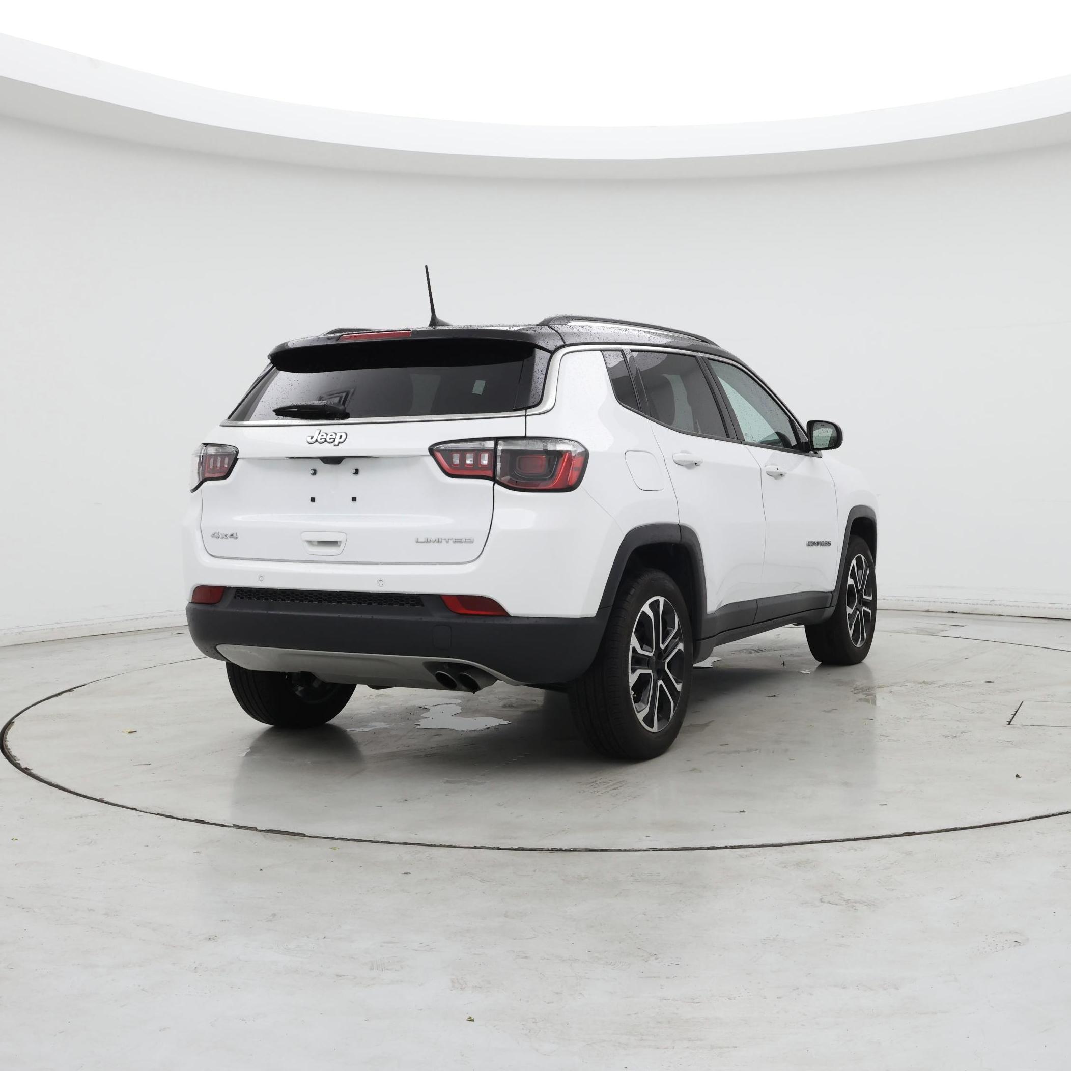 Thumbnail: 2022 Jeep Compass - 8