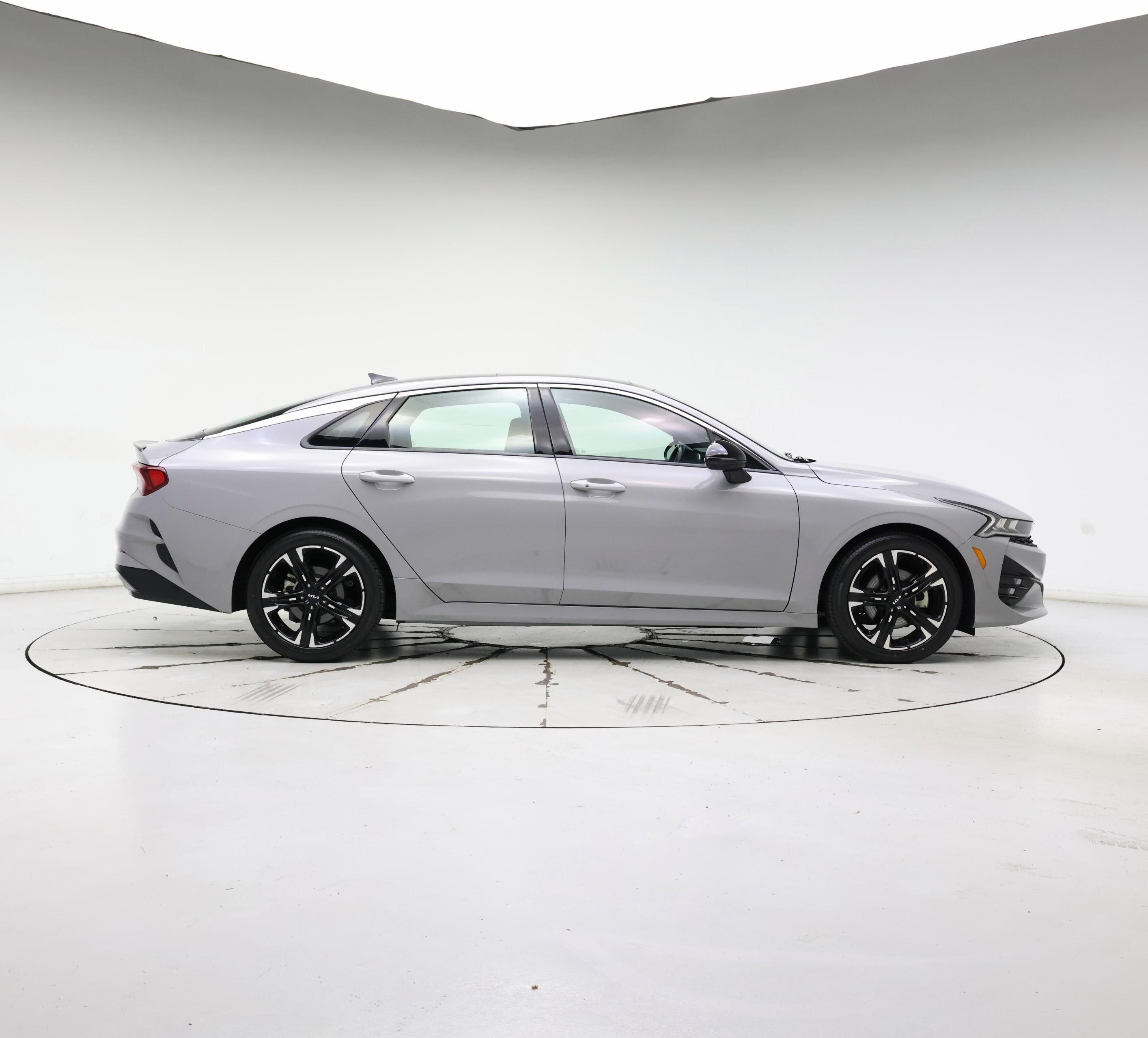 Thumbnail: 2023 Kia K5 - 7