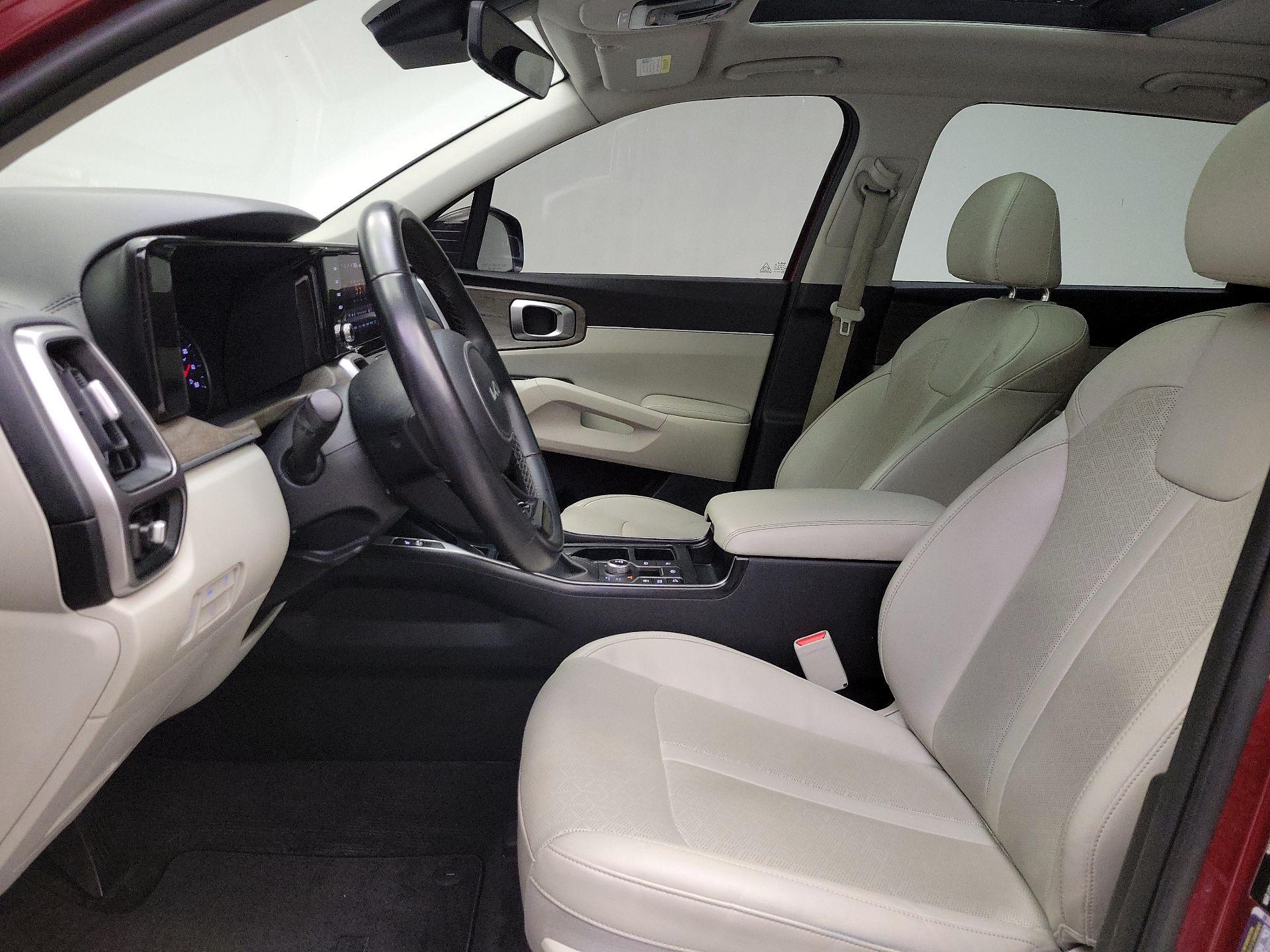 Thumbnail: 2022 Kia Sorento - 11