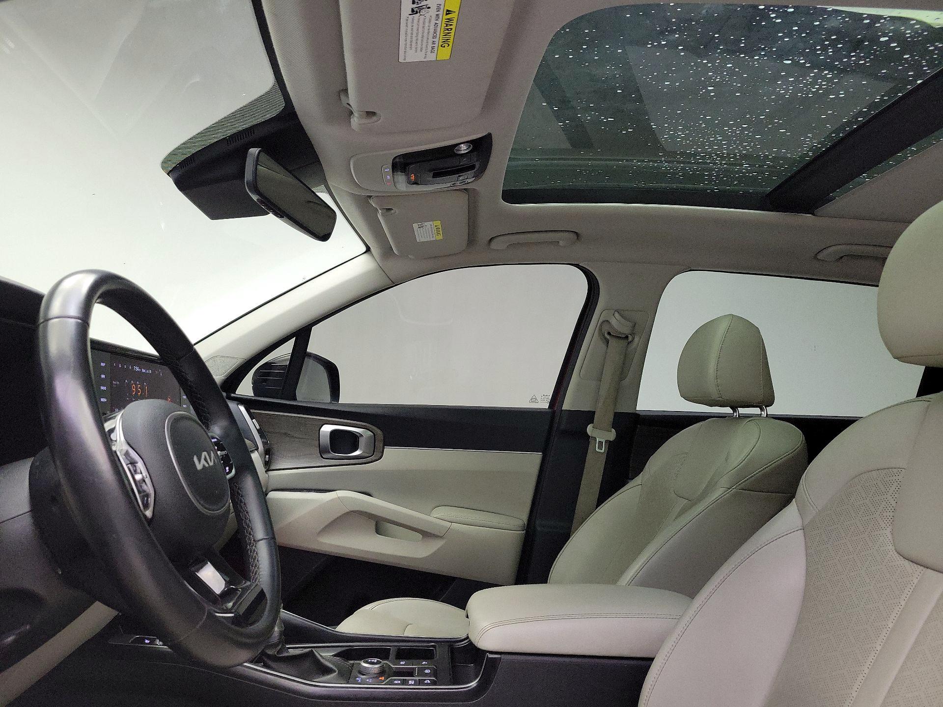 Thumbnail: 2022 Kia Sorento - 19