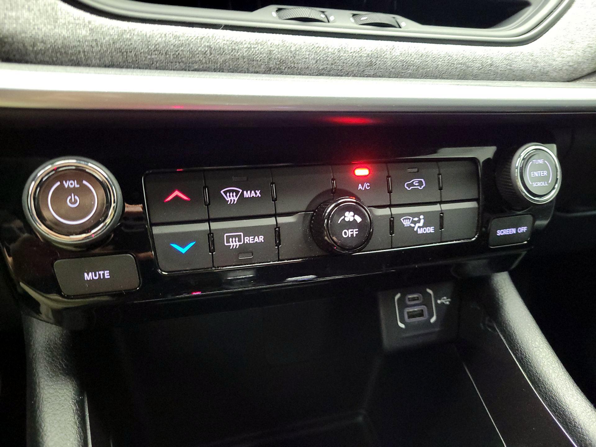 Thumbnail: 2024 Jeep Compass - 16