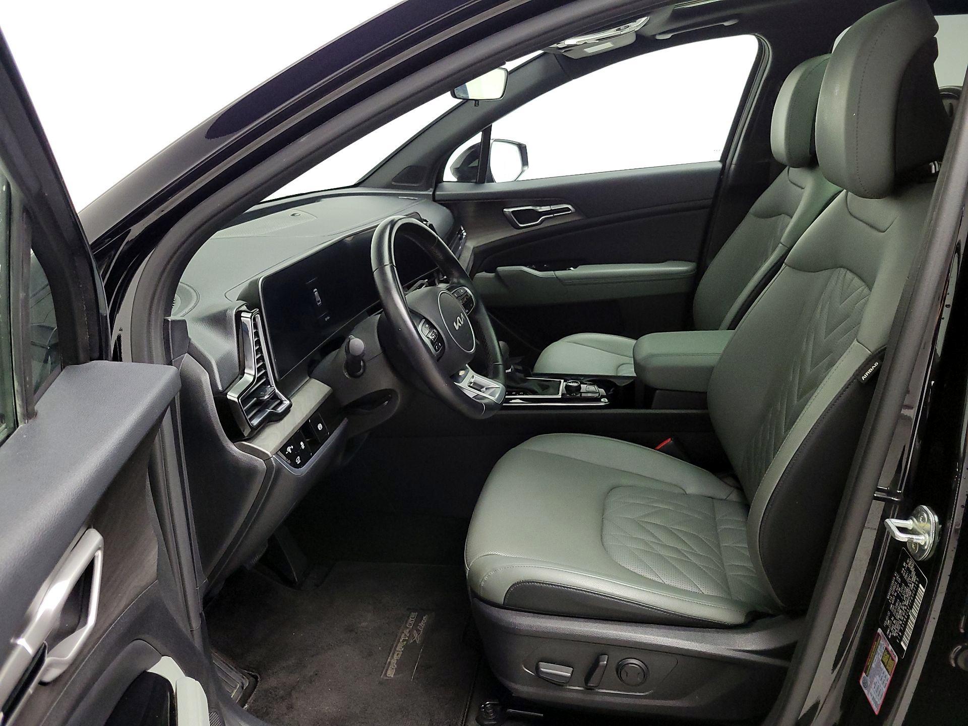 Thumbnail: 2023 Kia Sportage - 11