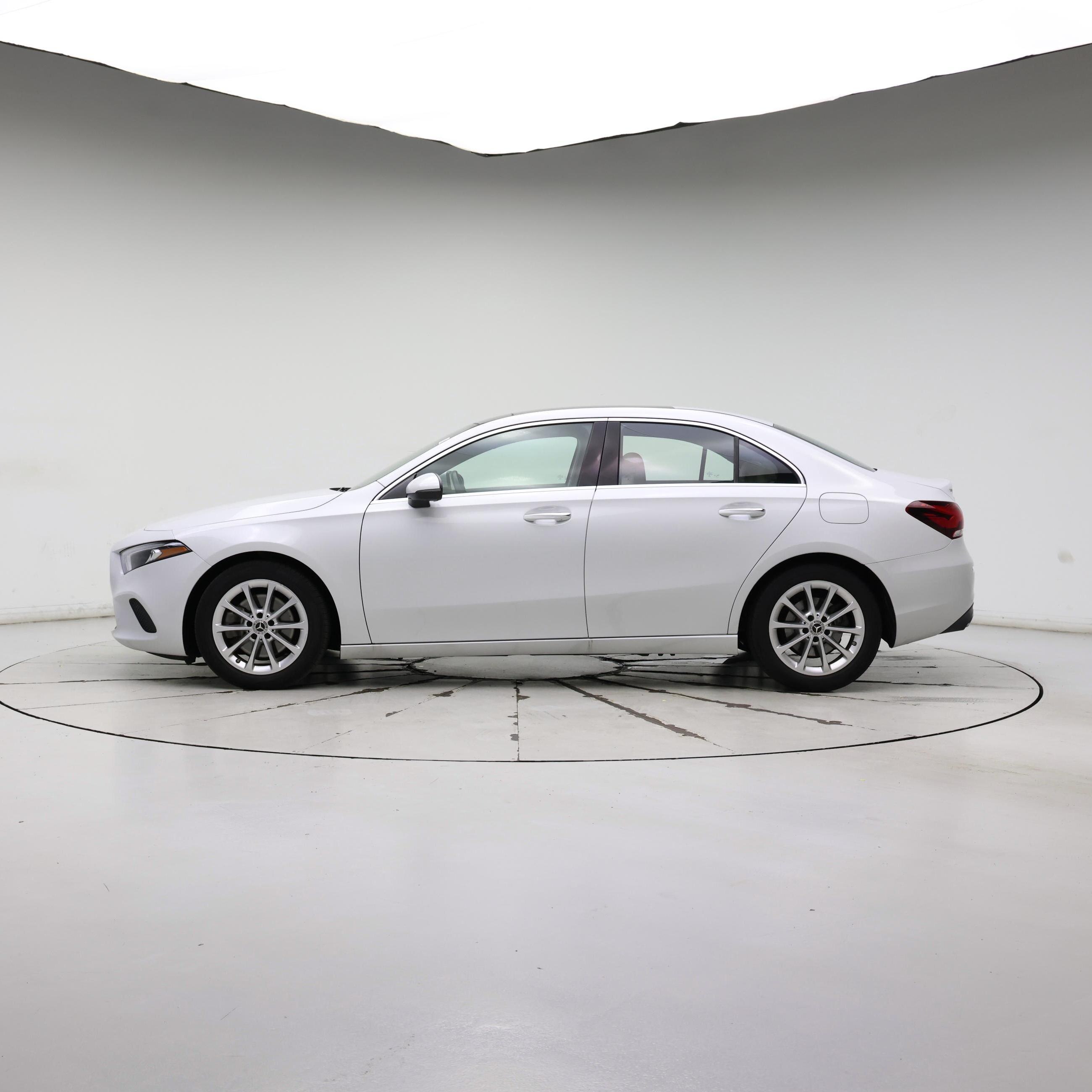 Thumbnail: 2020 Mercedes-Benz A-Class - 3