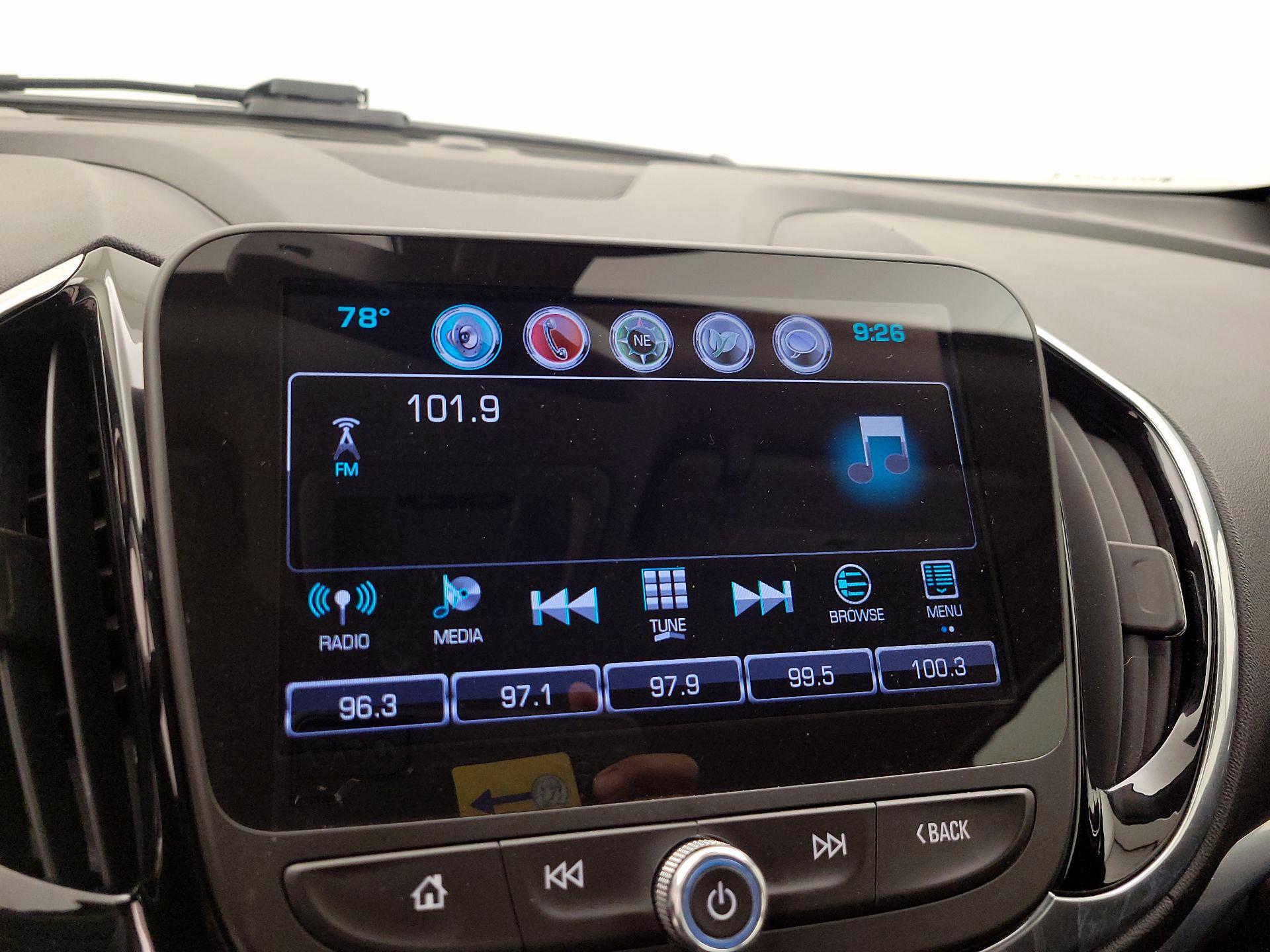 Thumbnail: 2017 Chevrolet Volt - 16