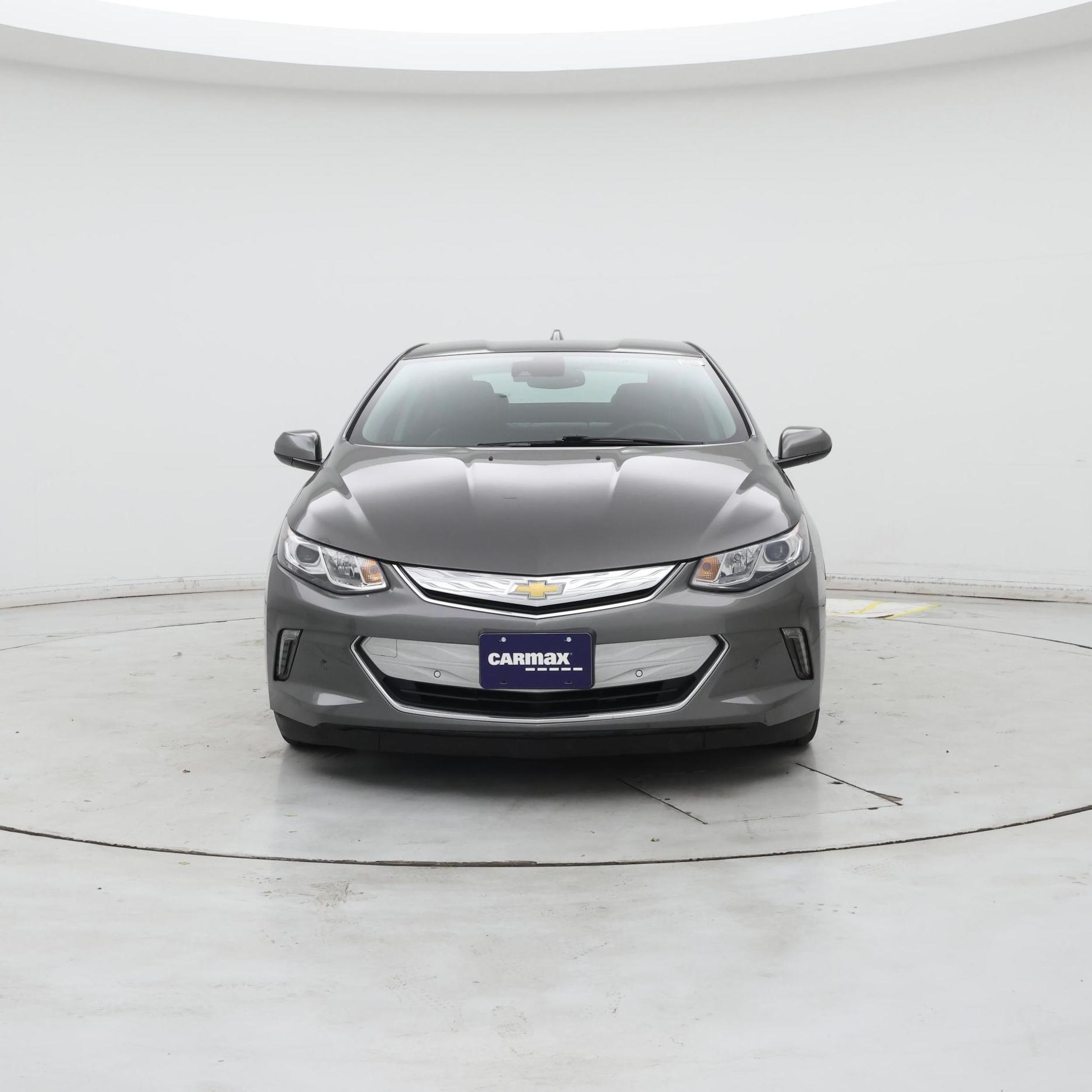 Thumbnail: 2017 Chevrolet Volt - 5