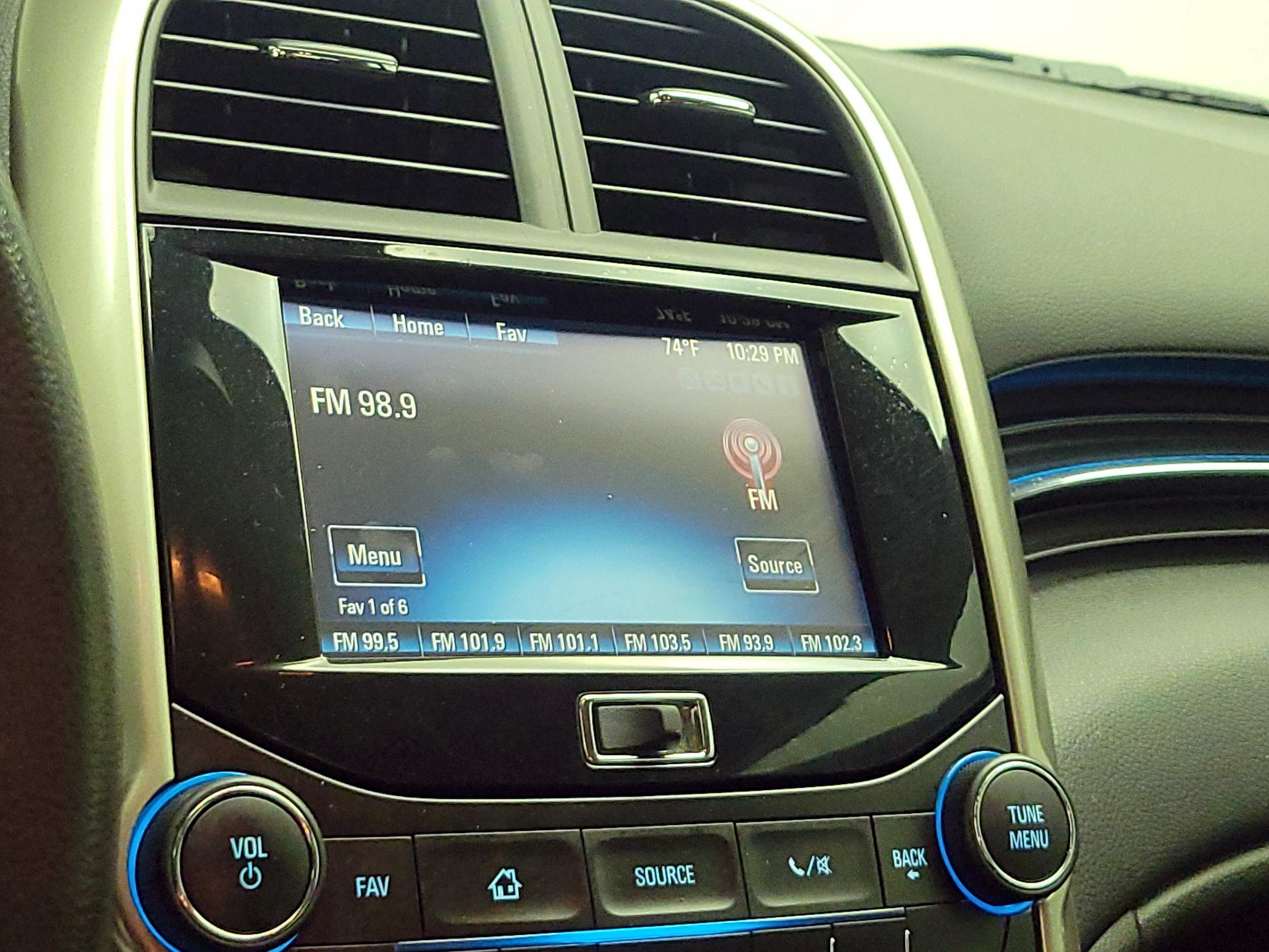 Thumbnail: 2014 Chevrolet Malibu - 15