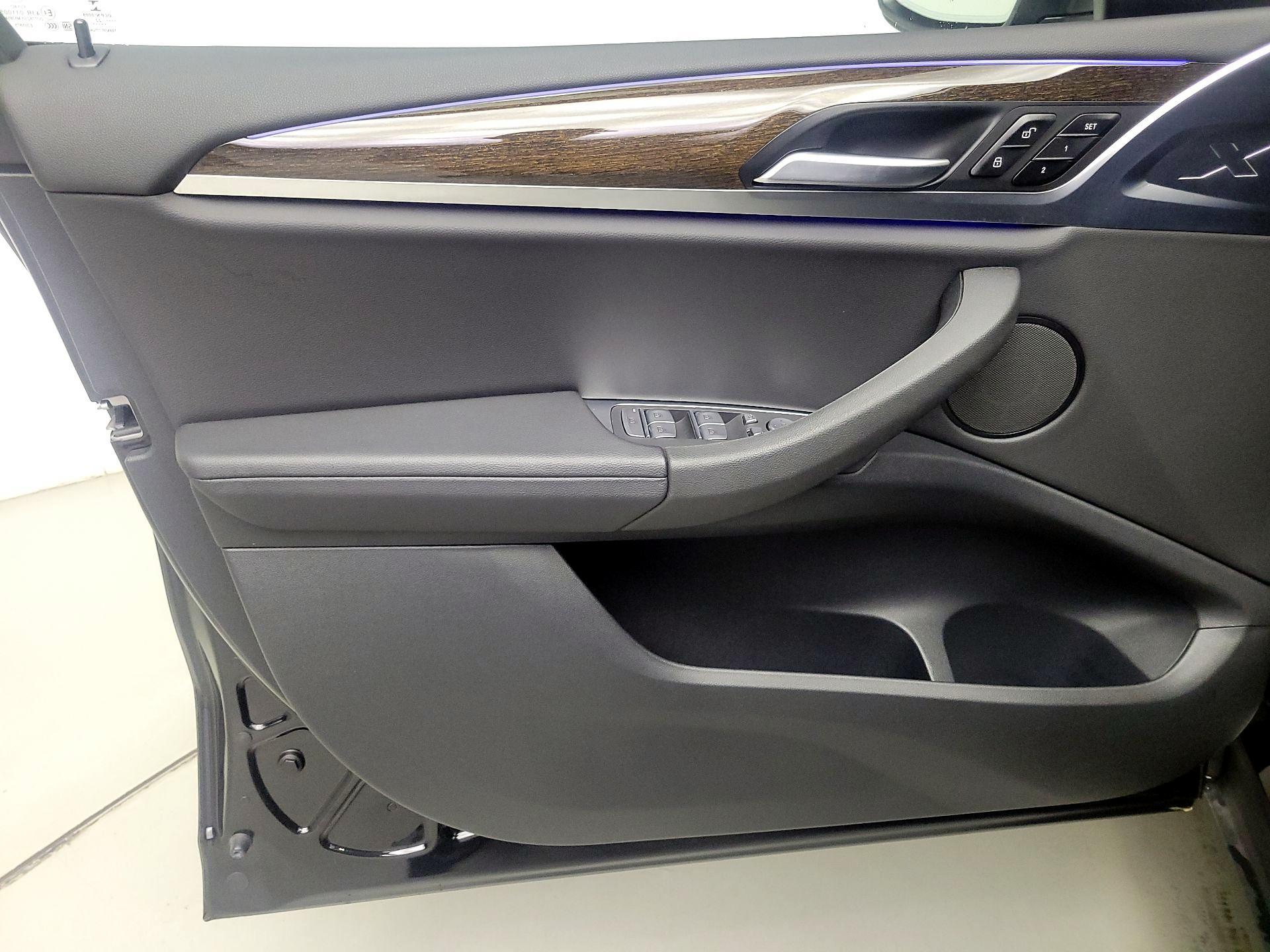 Thumbnail: 2022 BMW X3 - 12