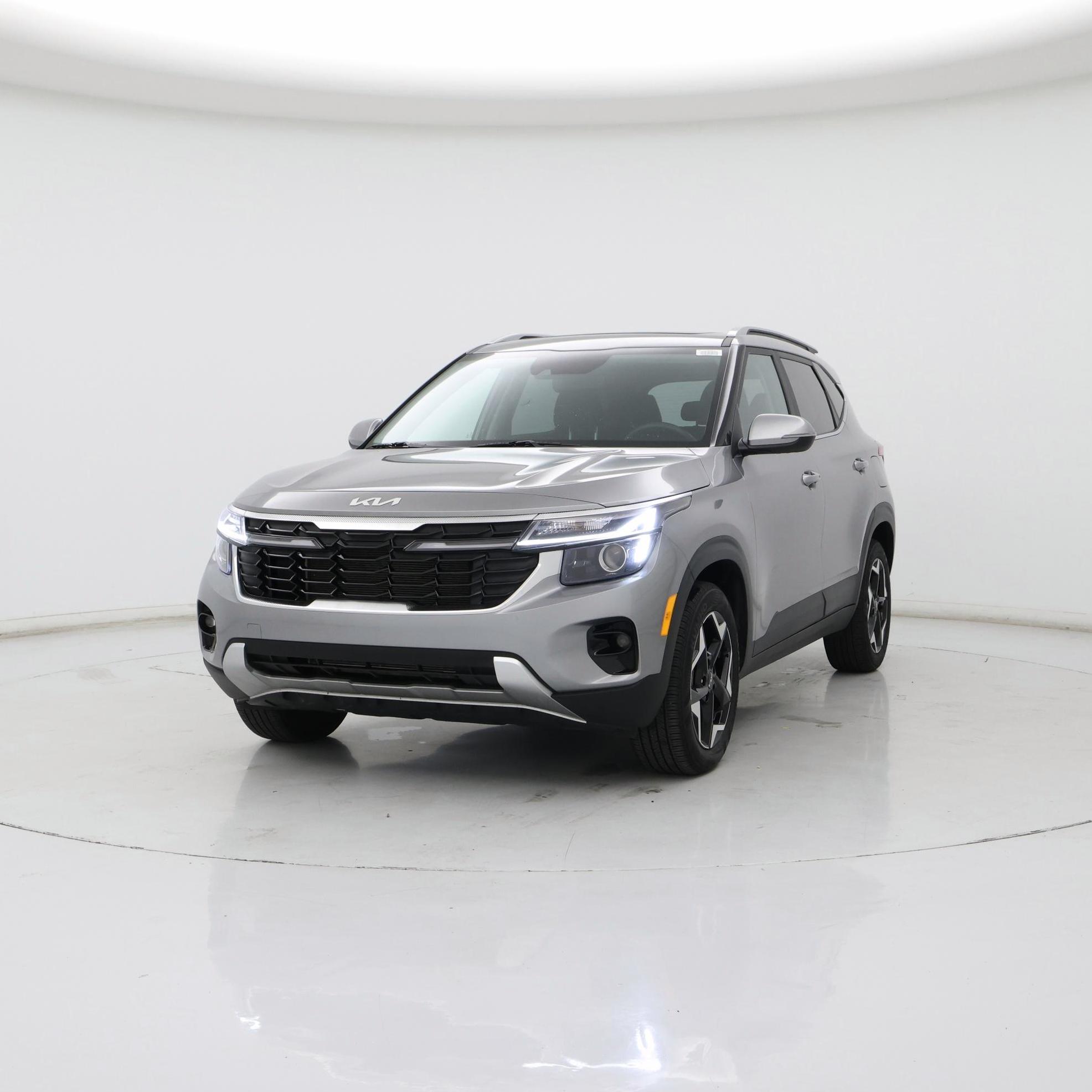 Thumbnail: 2024 Kia Seltos - 4